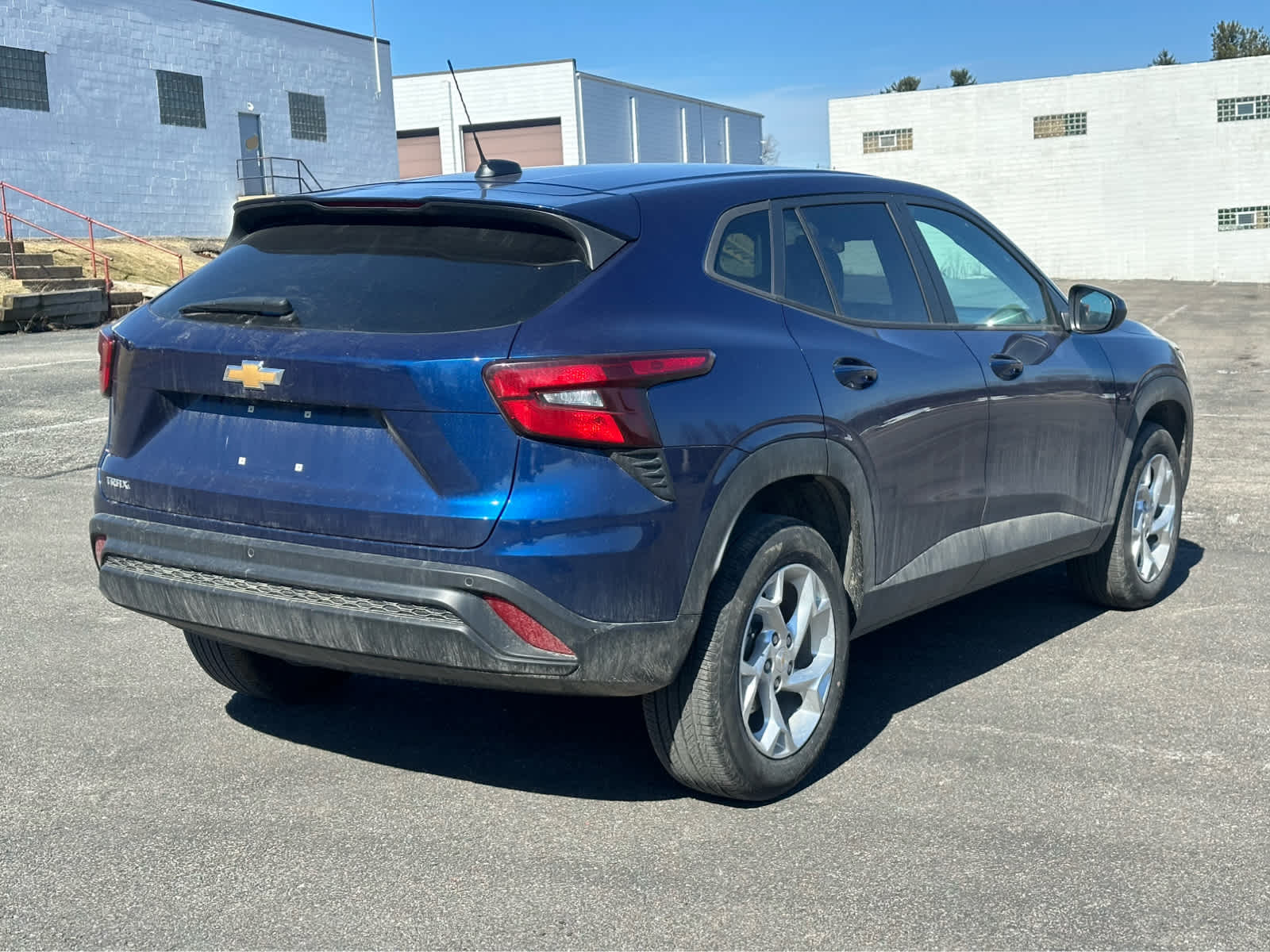 Thumbnail: 2024 Chevrolet Trax - 5