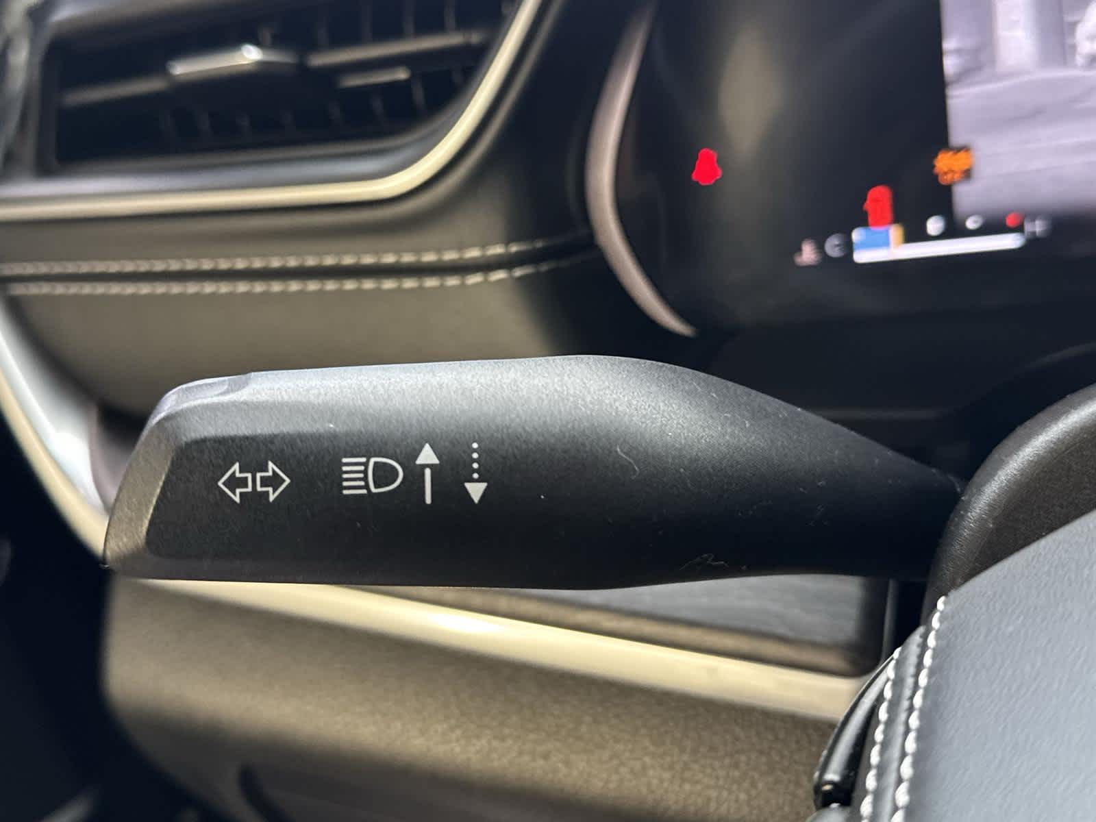 Thumbnail: 2022 Jeep Grand Cherokee - 28