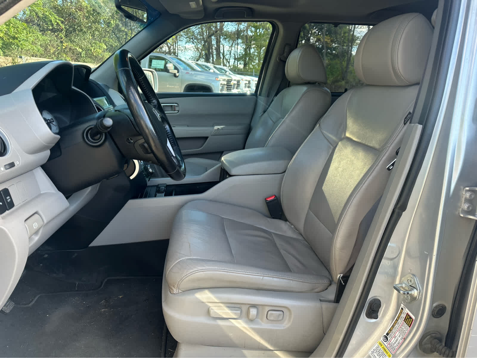 Thumbnail: 2010 Honda Pilot - 9