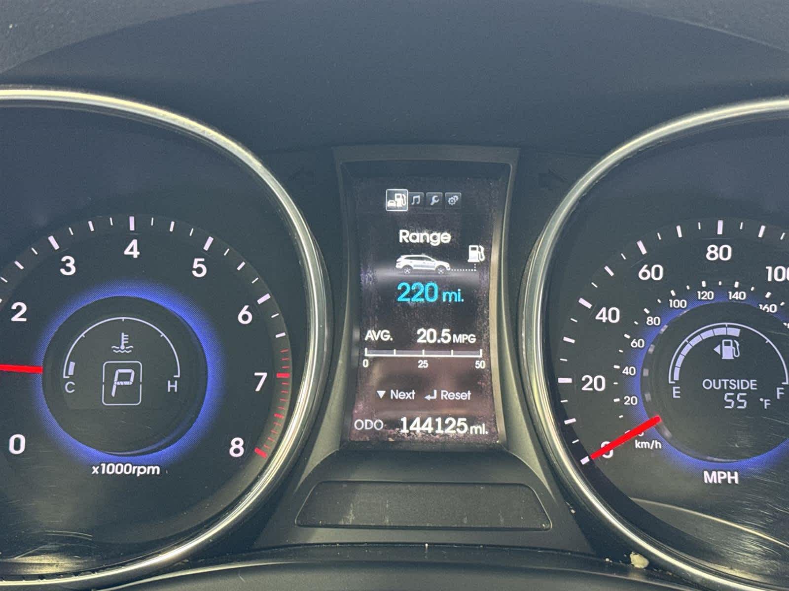 Thumbnail: 2016 Hyundai Santa Fe - 29