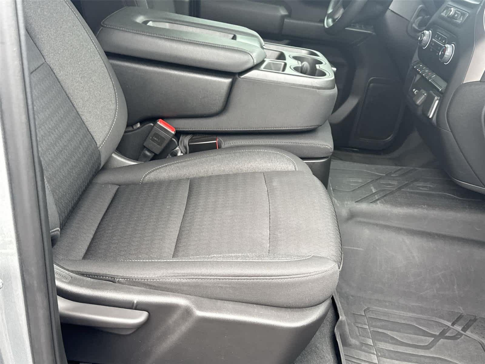 Thumbnail: 2023 Chevrolet Silverado 1500 - 17