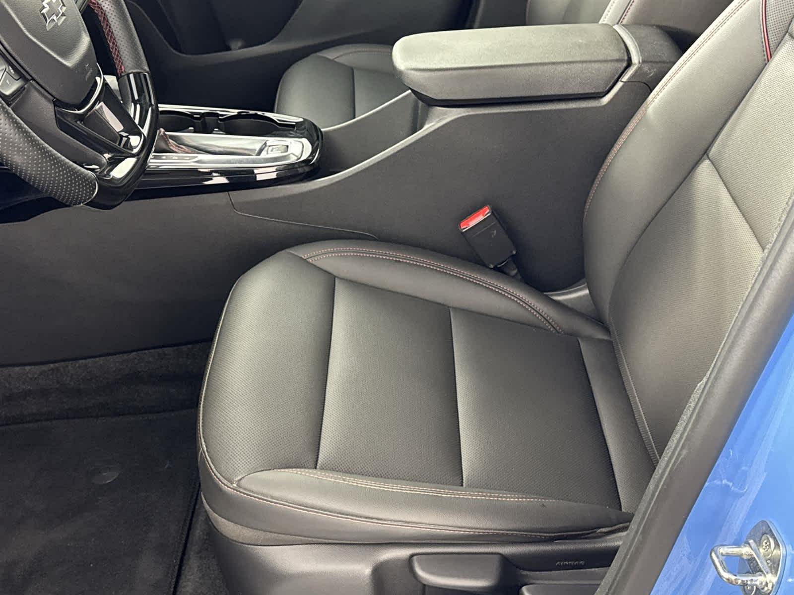 Thumbnail: 2024 Chevrolet Trax - 11