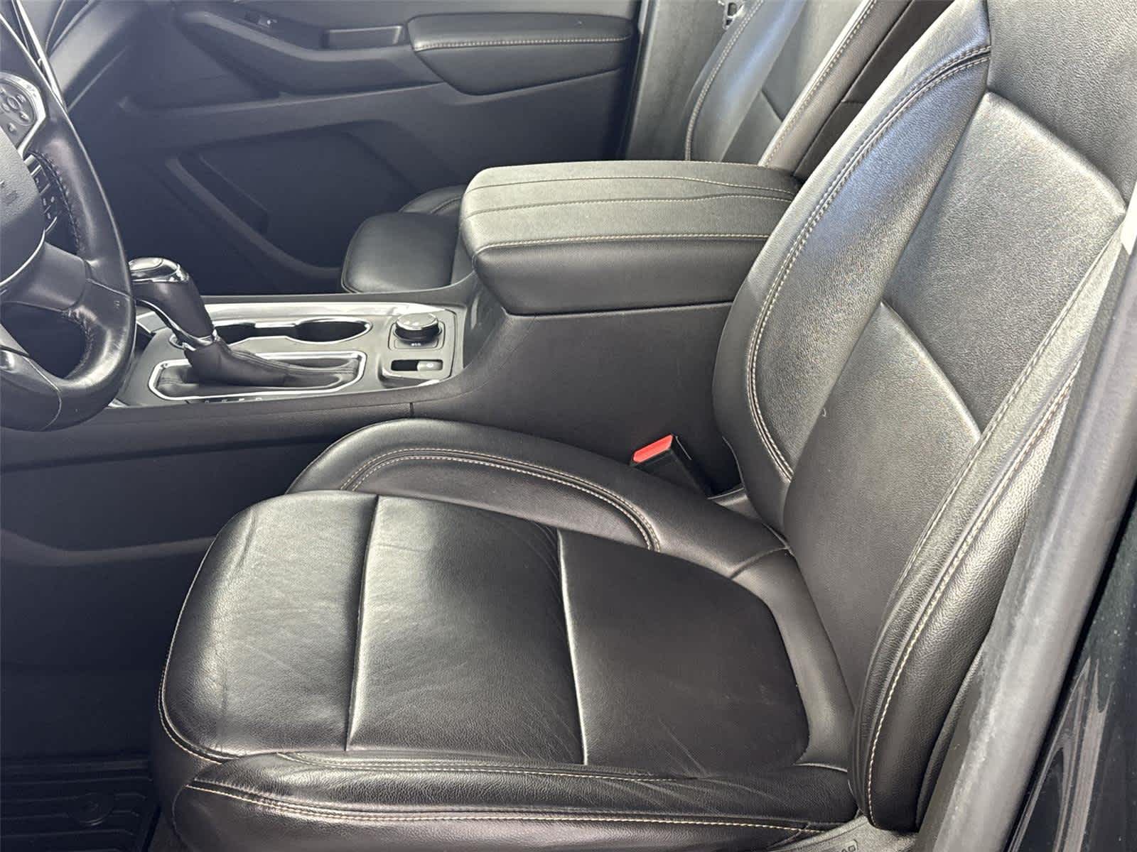 Thumbnail: 2019 Chevrolet Traverse - 12