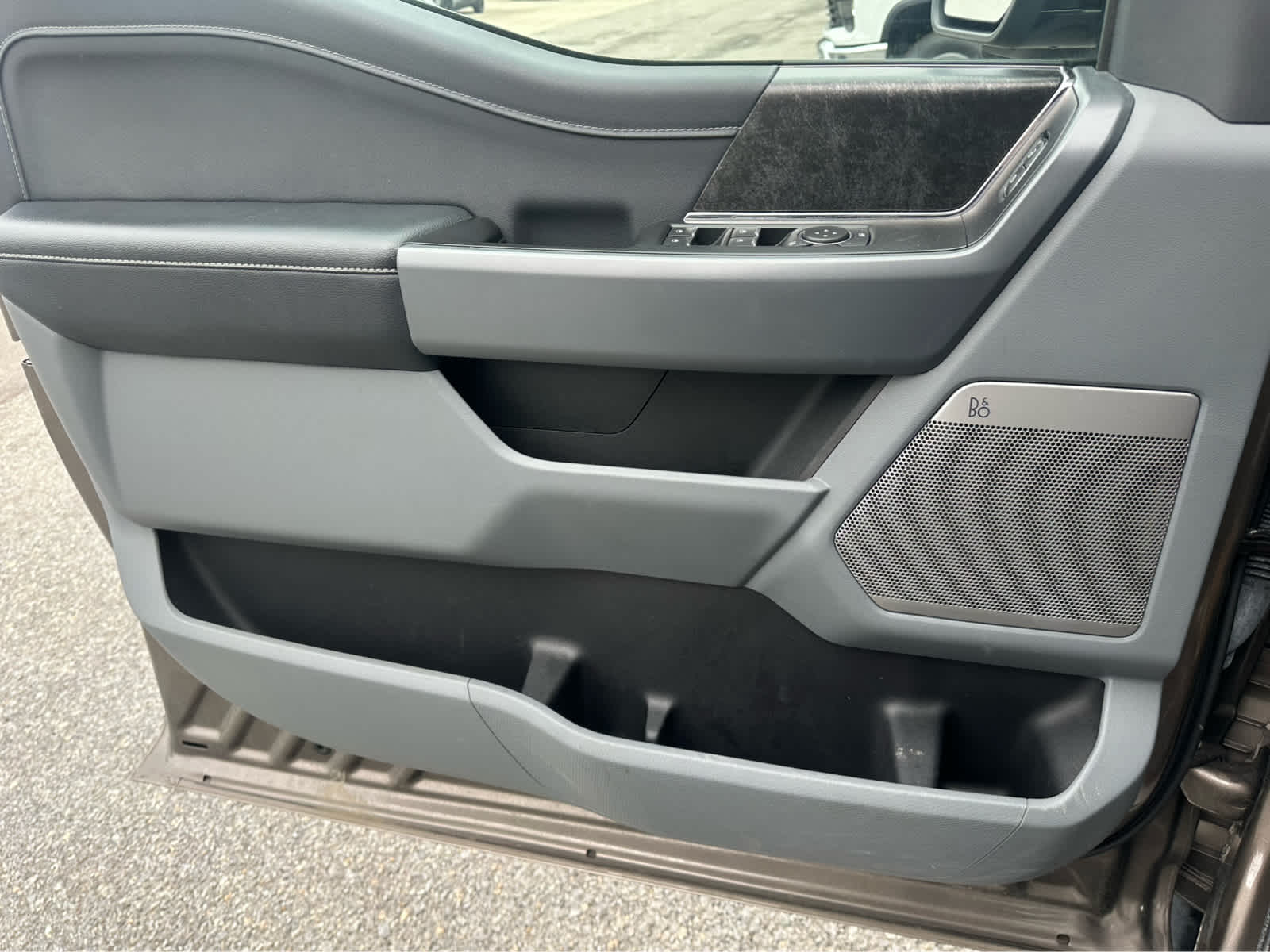 Thumbnail: 2022 Ford F-150 - 22