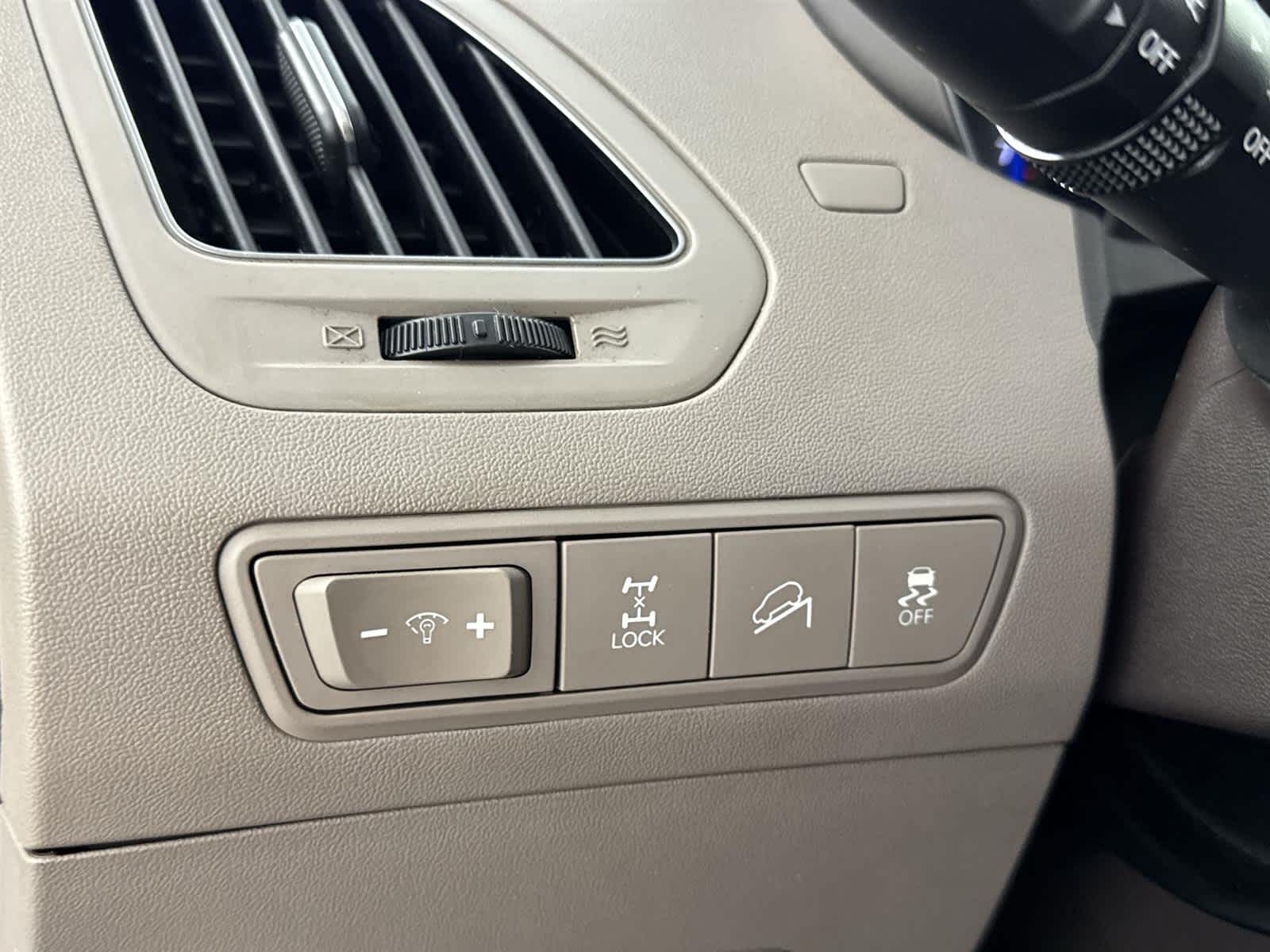 2015 Hyundai Tucson SE 23