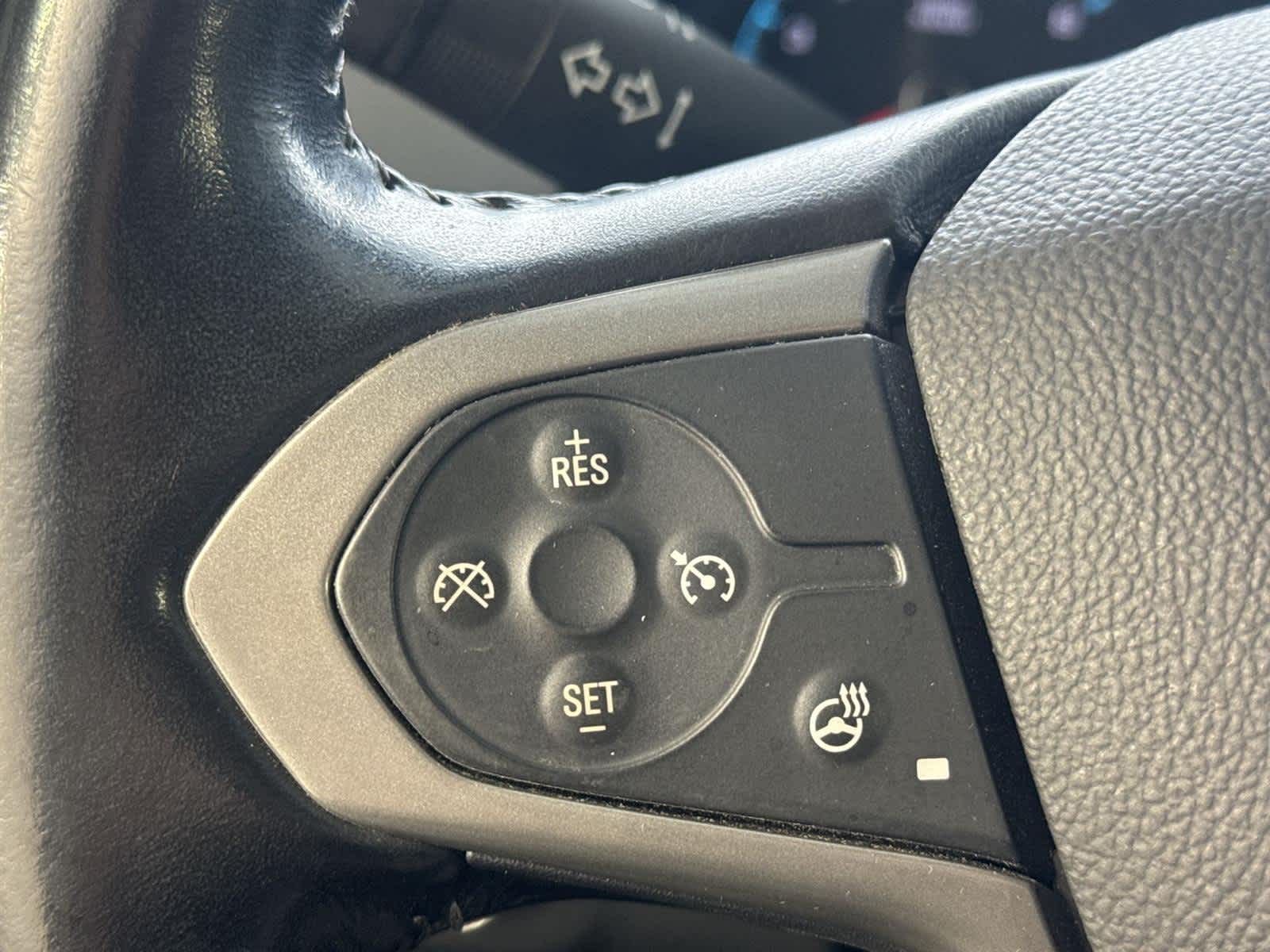 Thumbnail: 2021 Chevrolet Colorado - 25