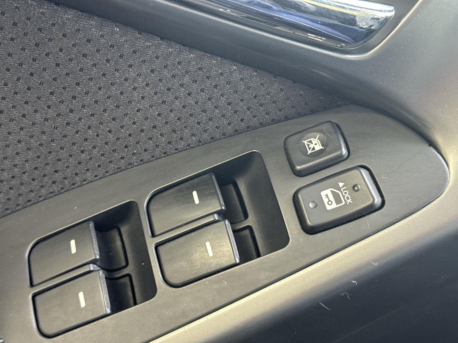 Thumbnail: 2013 Kia Forte - 22