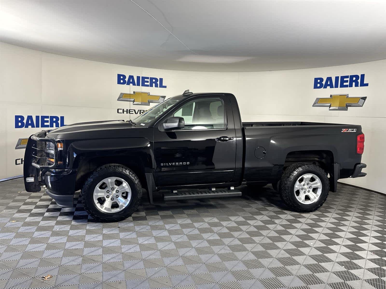 Thumbnail: 2017 Chevrolet Silverado 1500 - 2