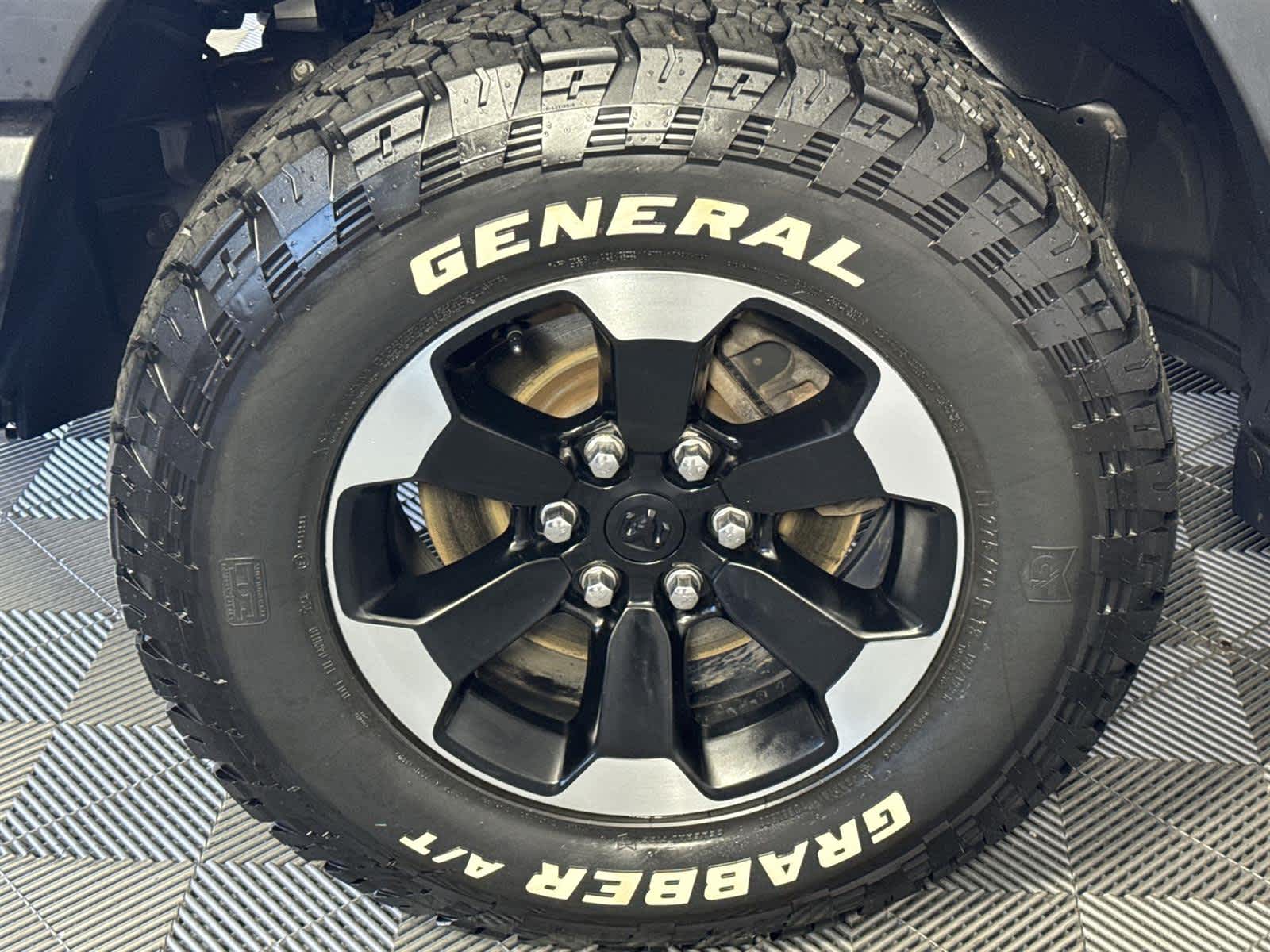 Thumbnail: 2022 RAM 1500 - 10