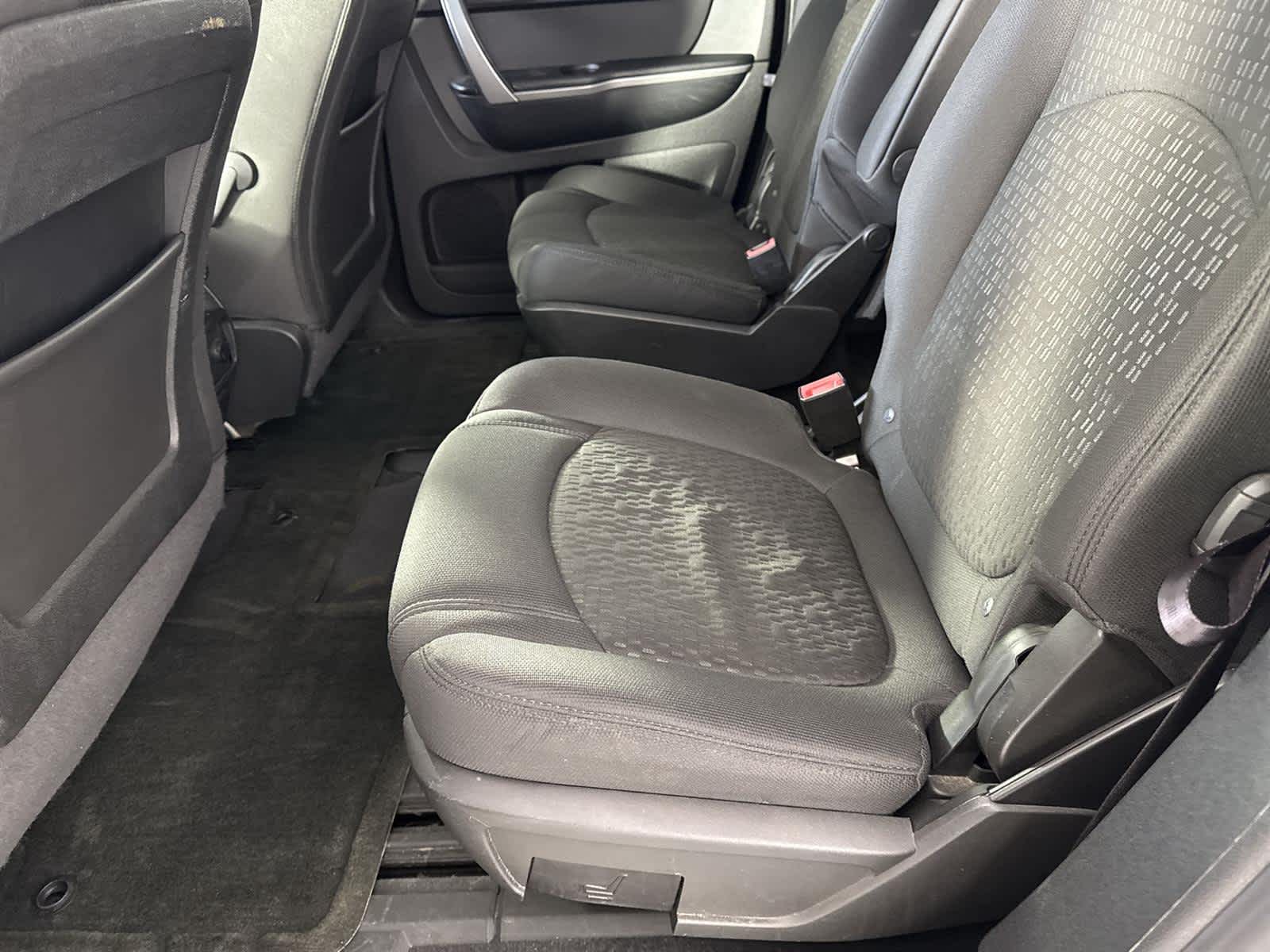 Thumbnail: 2012 GMC Acadia - 13