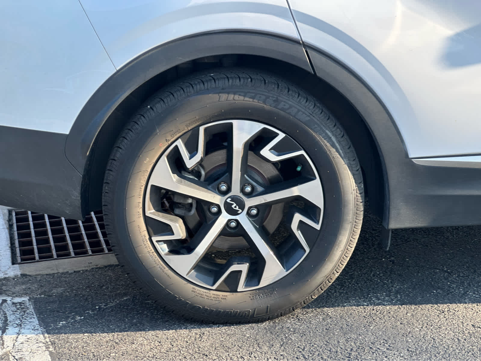 Thumbnail: 2023 Kia Sportage - 22