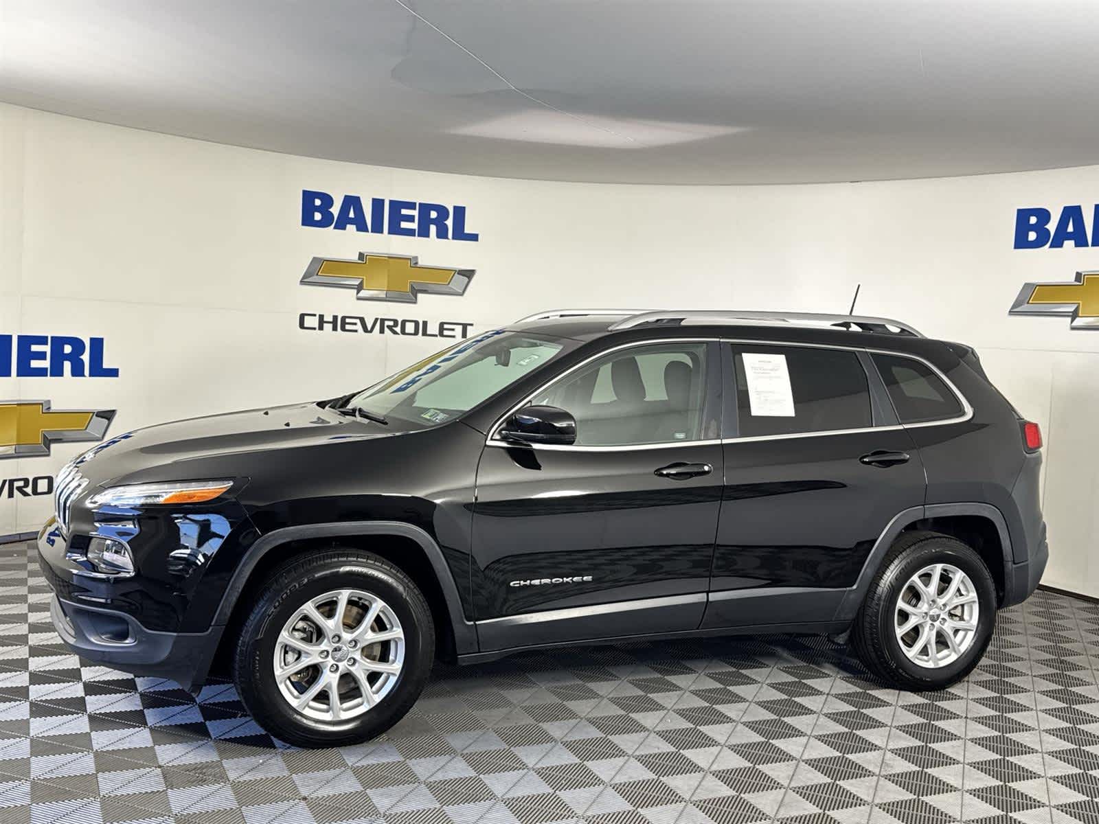 Thumbnail: 2017 Jeep Cherokee - 2