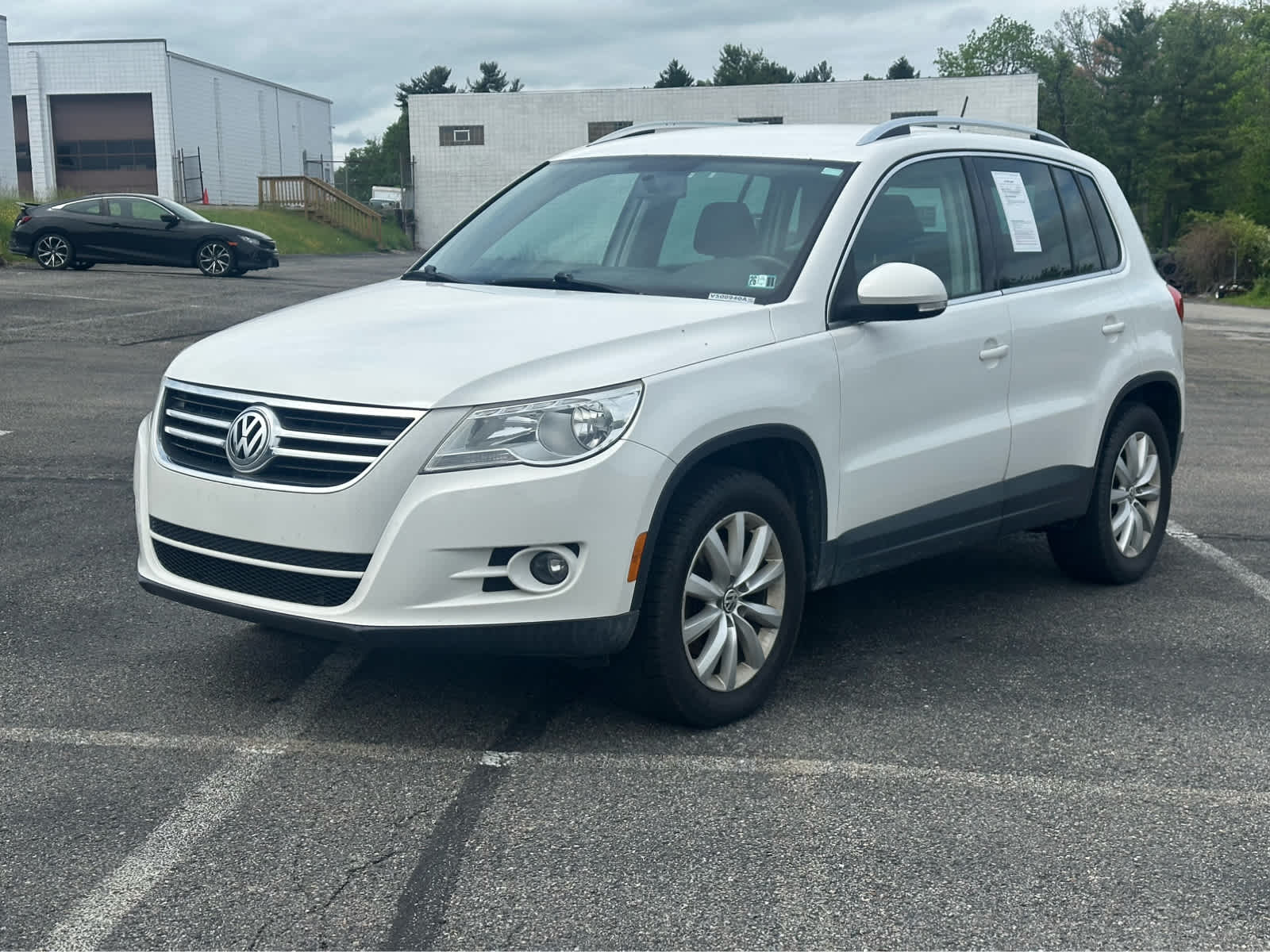 2011 Volkswagen Tiguan SE -
                  Wexford, PA