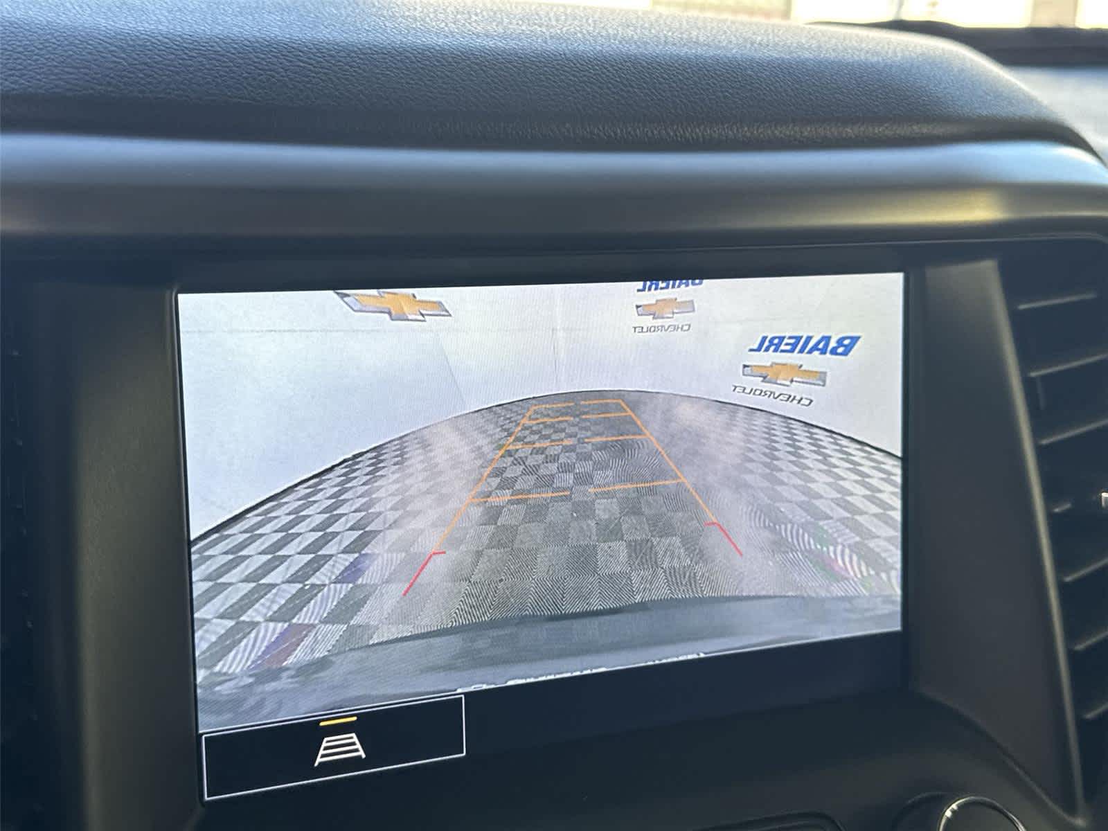 Thumbnail: 2023 GMC Acadia - 18