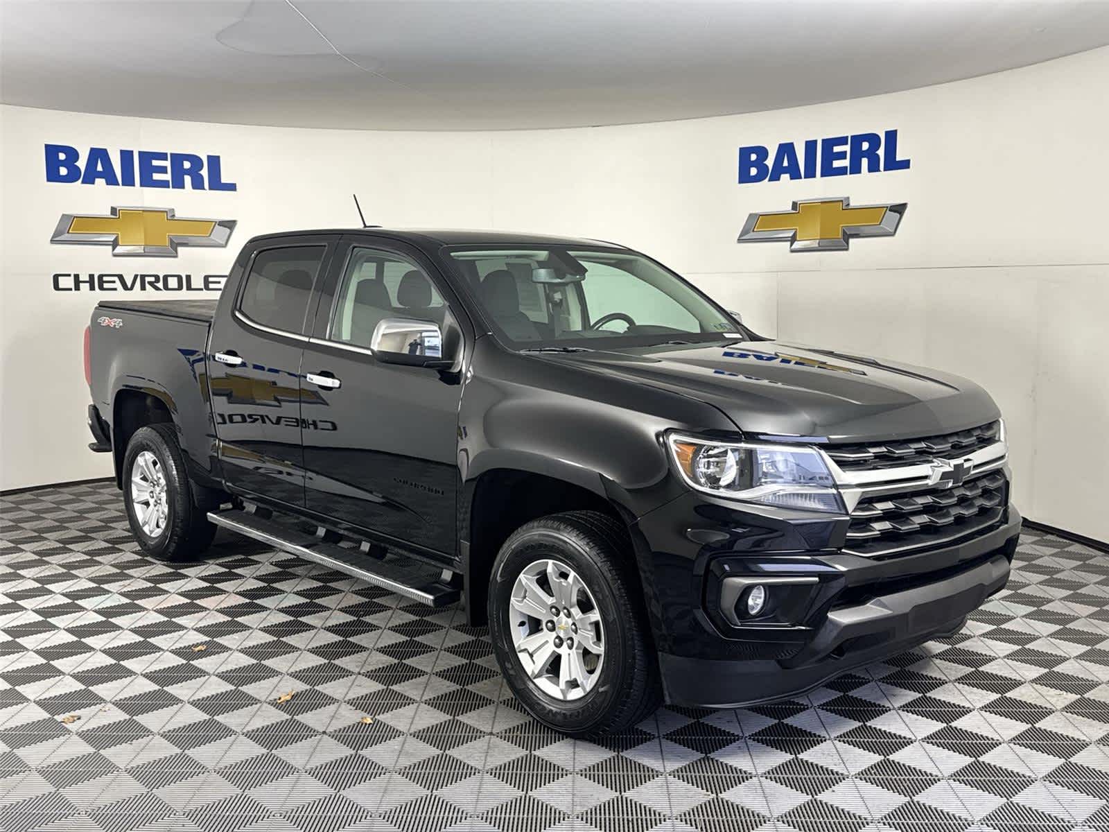 Thumbnail: 2022 Chevrolet Colorado - 7