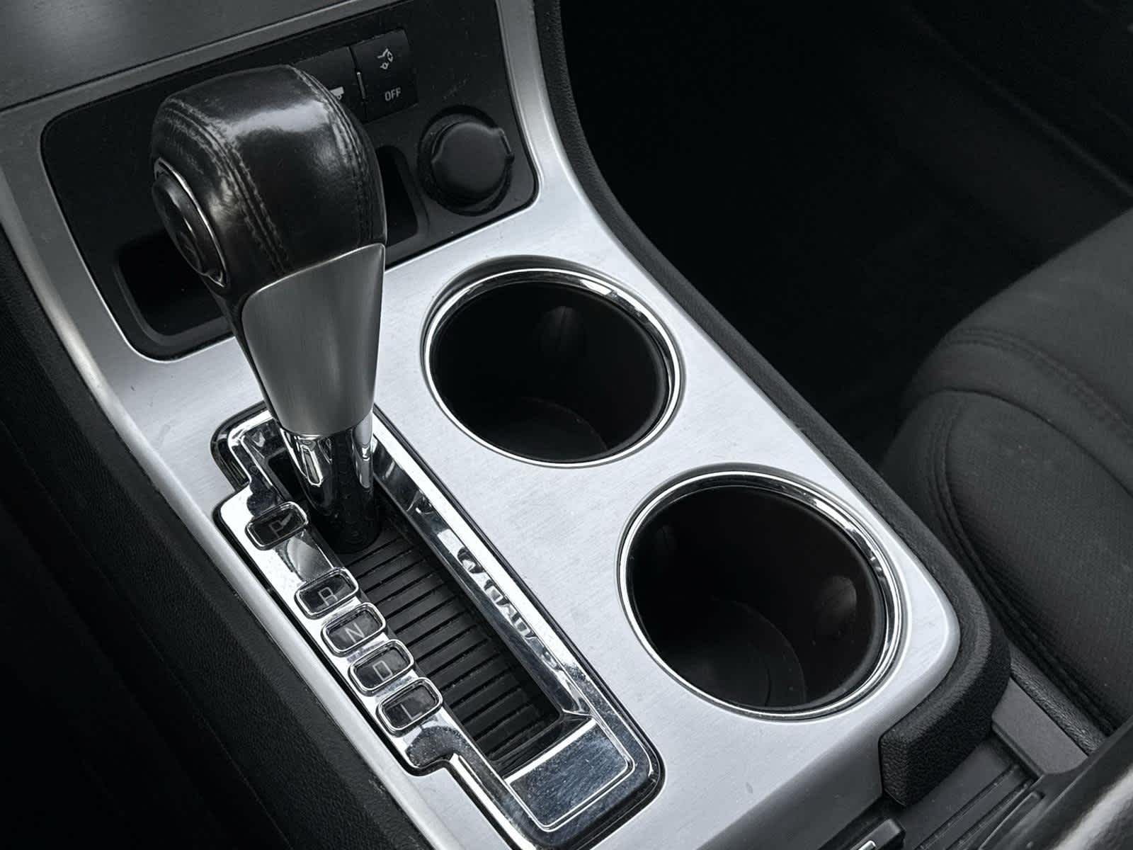 Thumbnail: 2012 GMC Acadia - 19