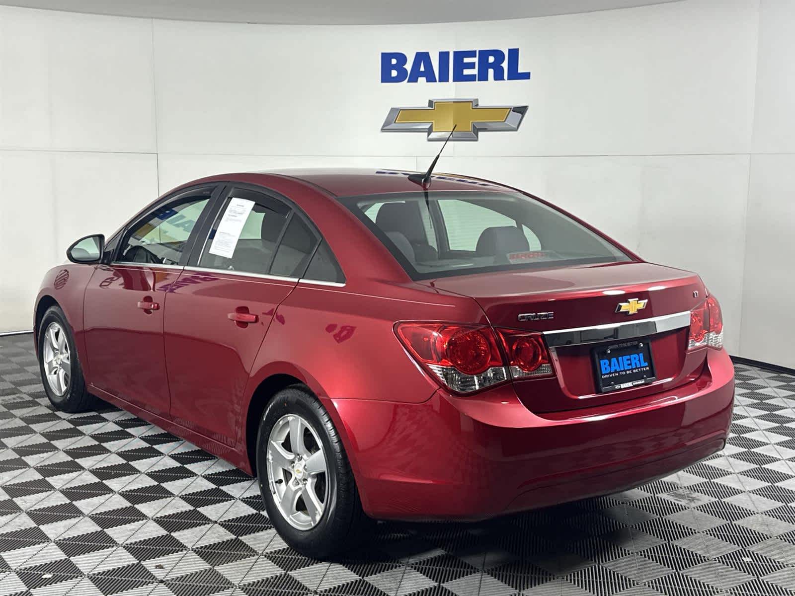 Thumbnail: 2014 Chevrolet Cruze - 3