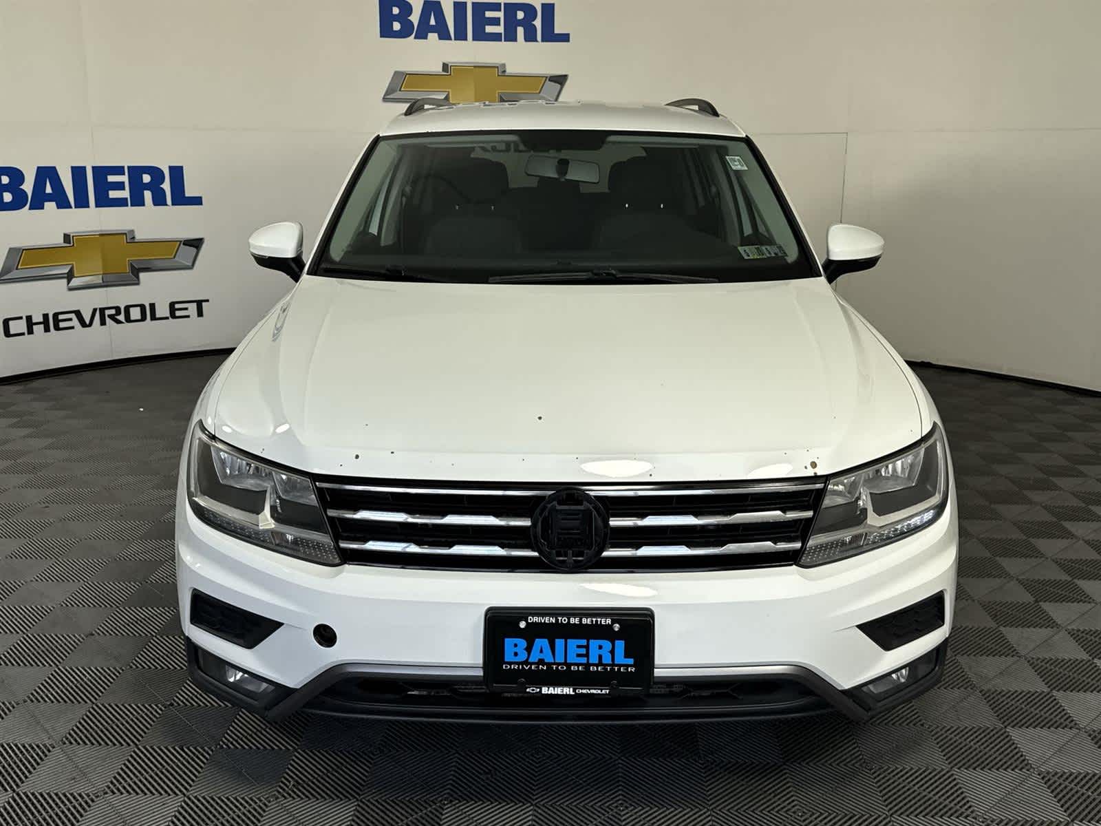Thumbnail: 2018 Volkswagen Tiguan - 8