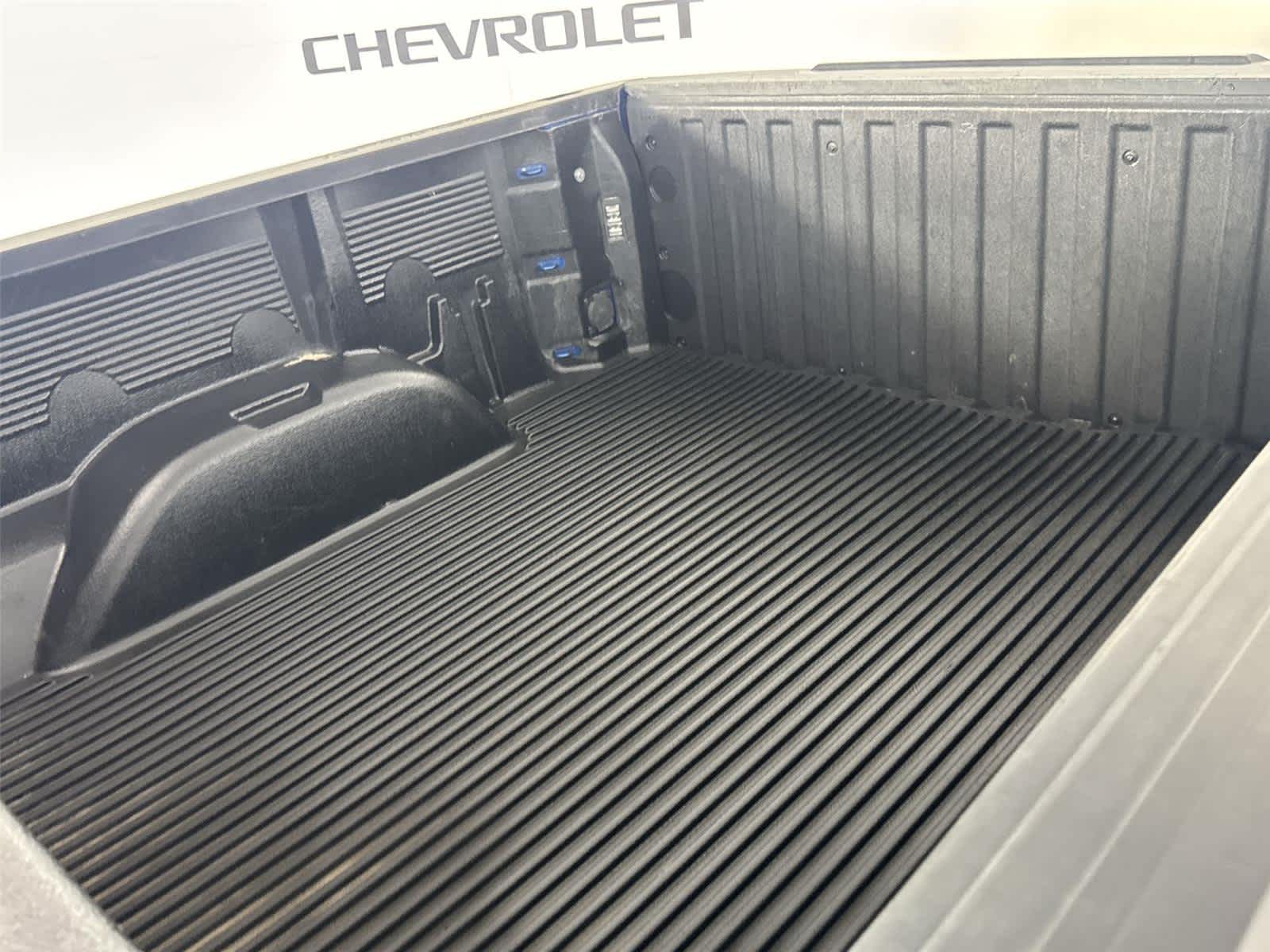 Thumbnail: 2023 Chevrolet Silverado 1500 - 15