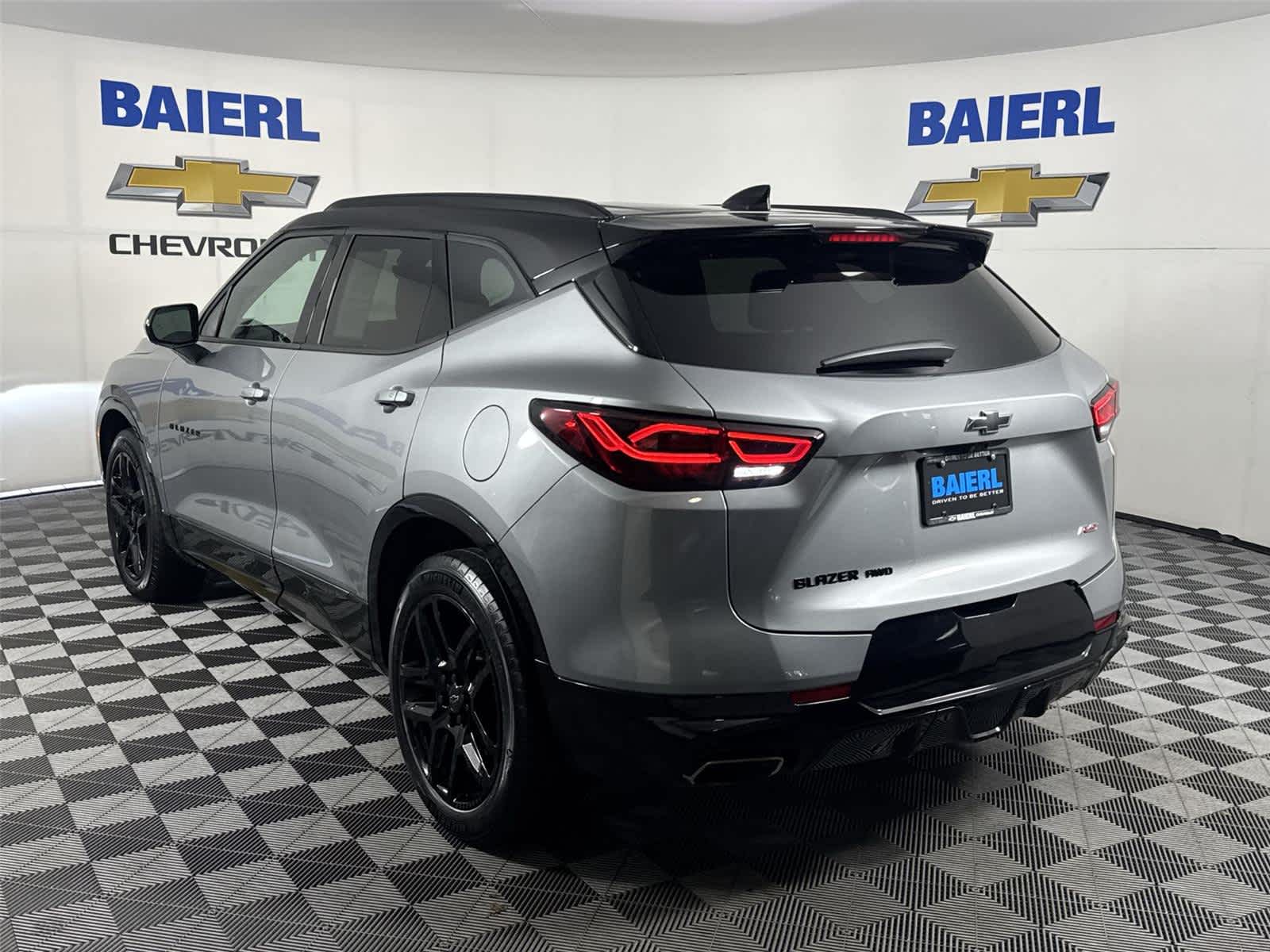 Thumbnail: 2023 Chevrolet Blazer - 3