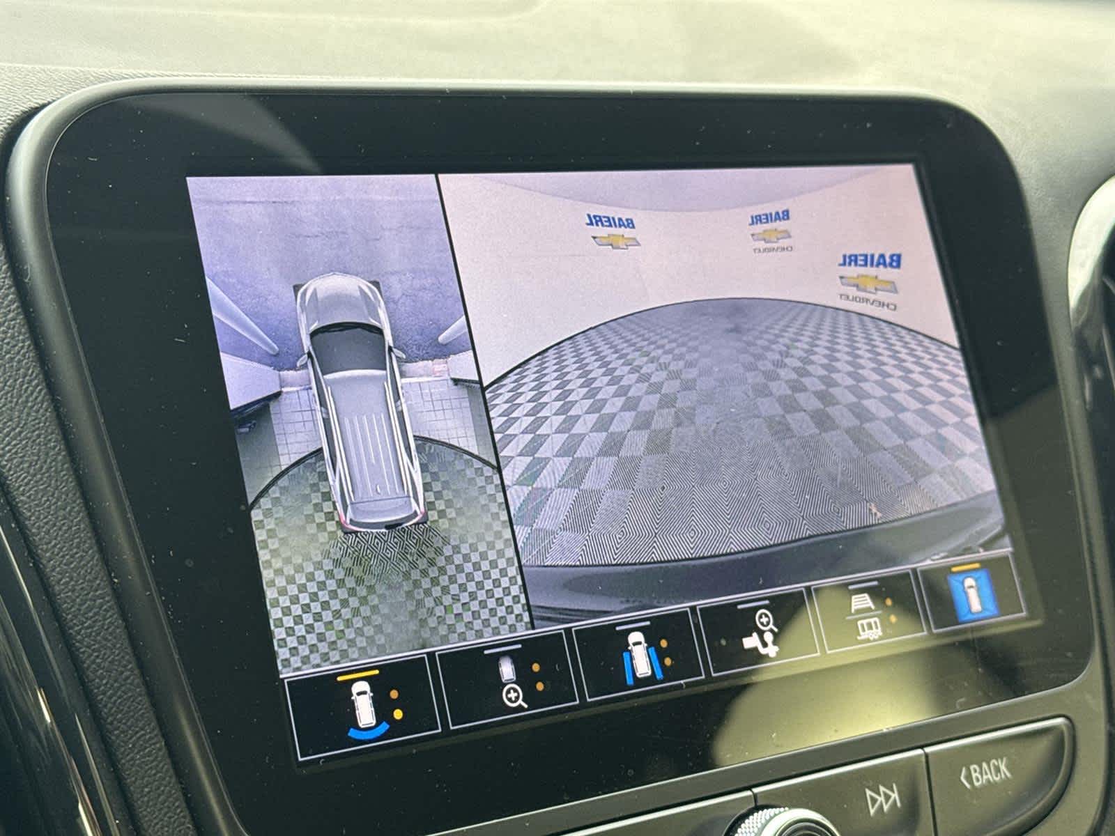 Thumbnail: 2022 Chevrolet Equinox - 20