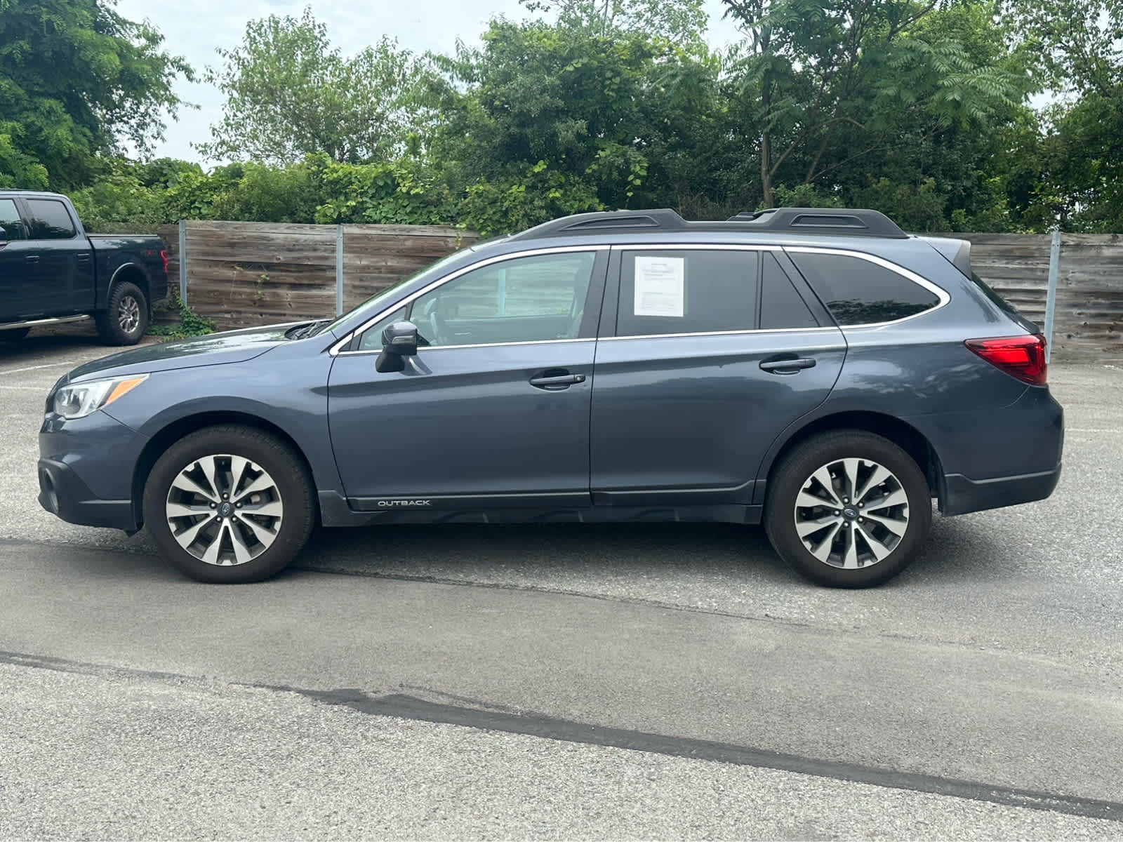 Thumbnail: 2017 Subaru Outback - 4