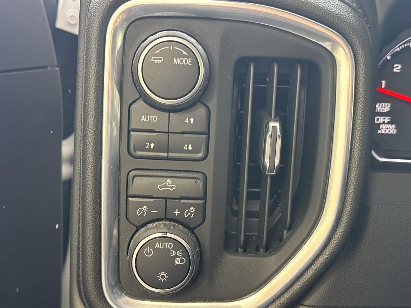 Thumbnail: 2022 Chevrolet Silverado 1500 - 25