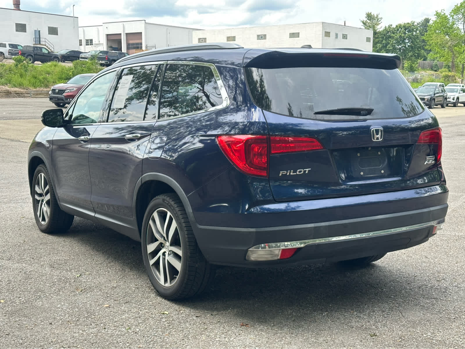 Thumbnail: 2018 Honda Pilot - 5