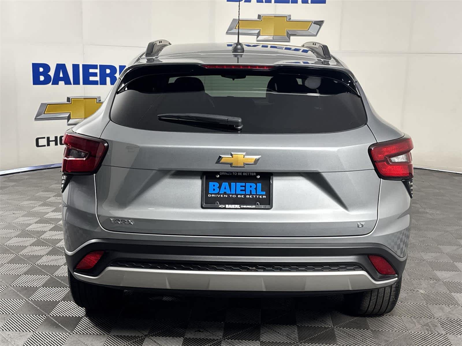 Thumbnail: 2024 Chevrolet Trax - 4