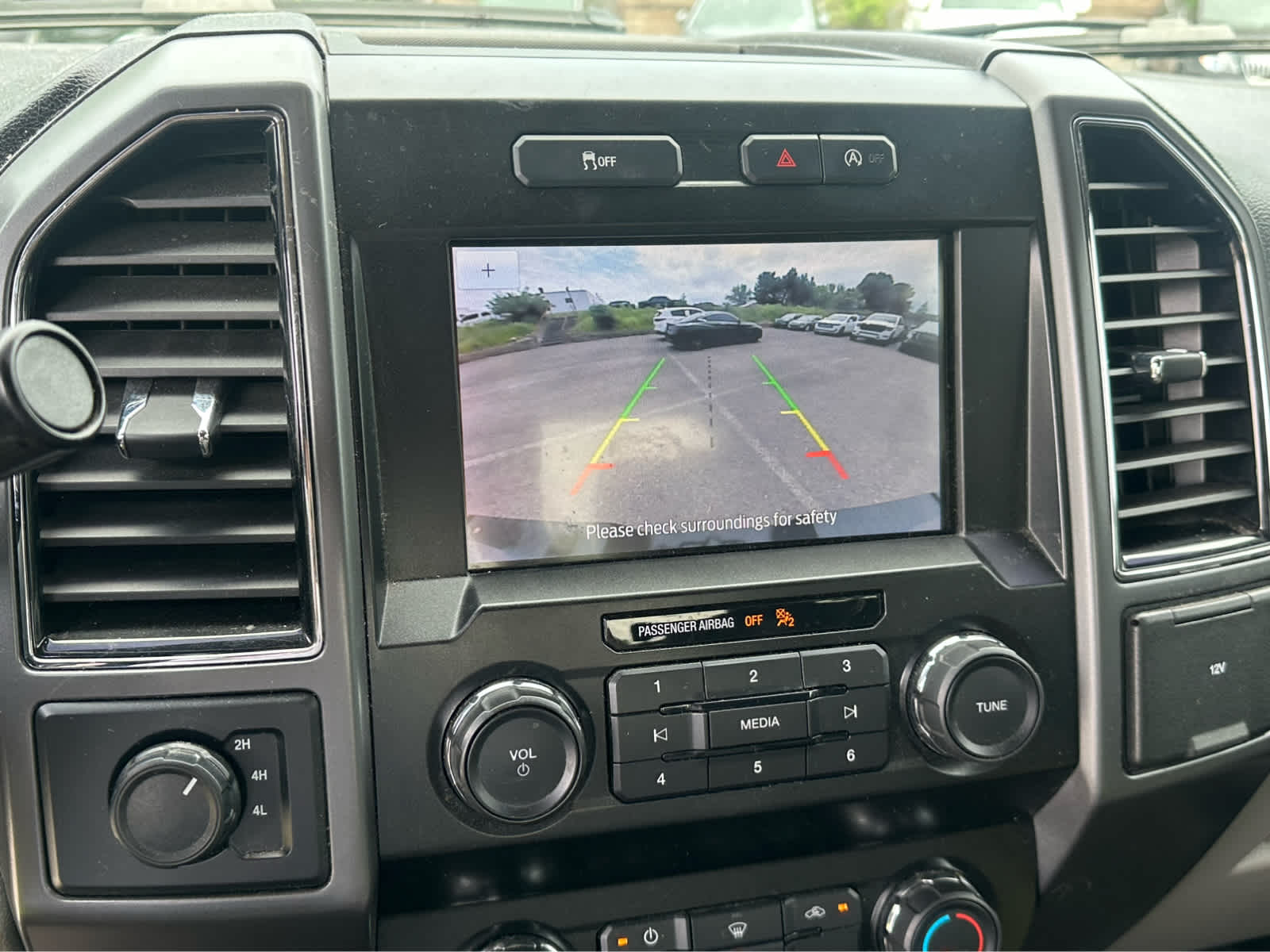 Thumbnail: 2020 Ford F-150 - 14