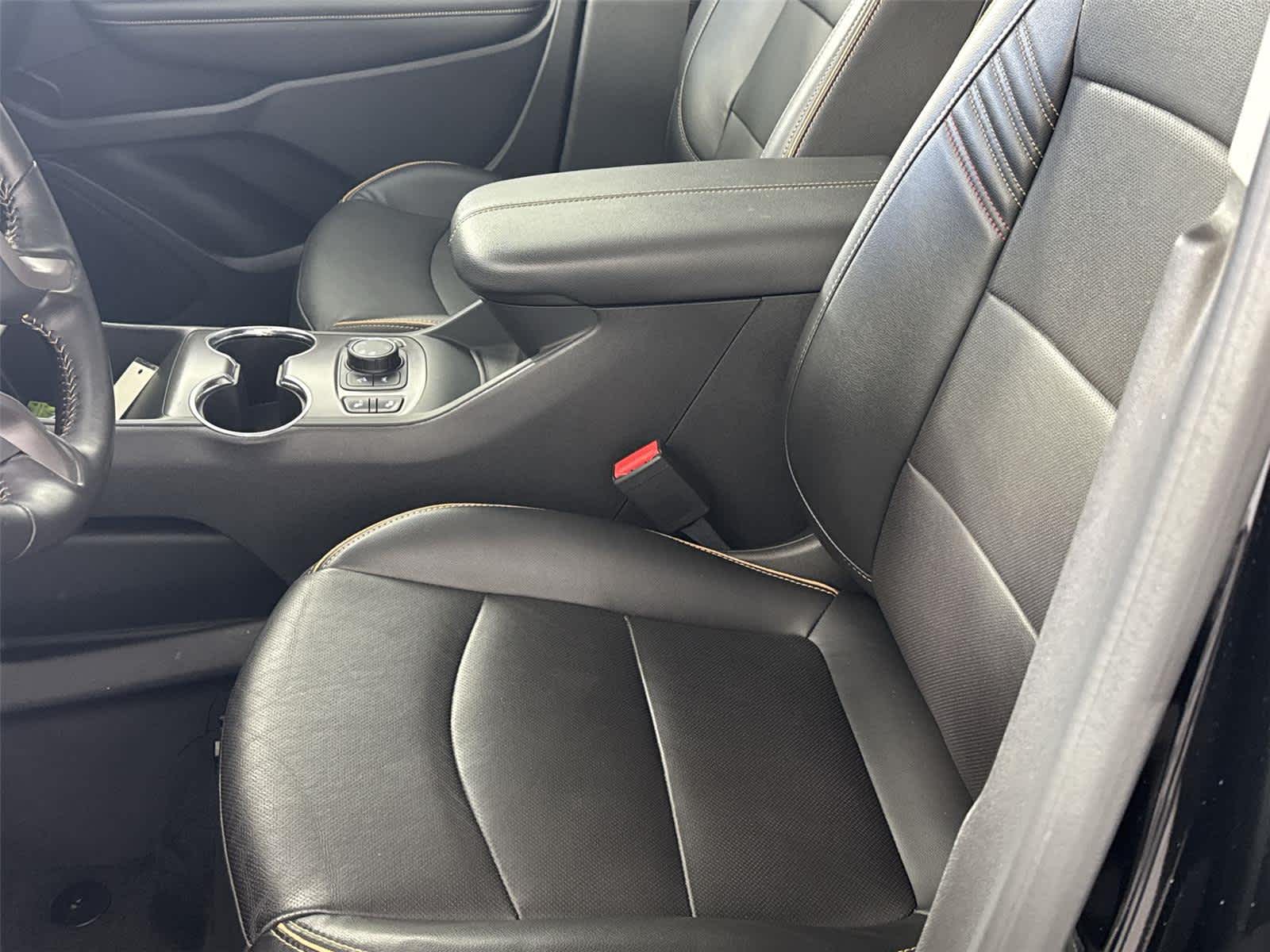 Thumbnail: 2022 GMC Terrain - 11