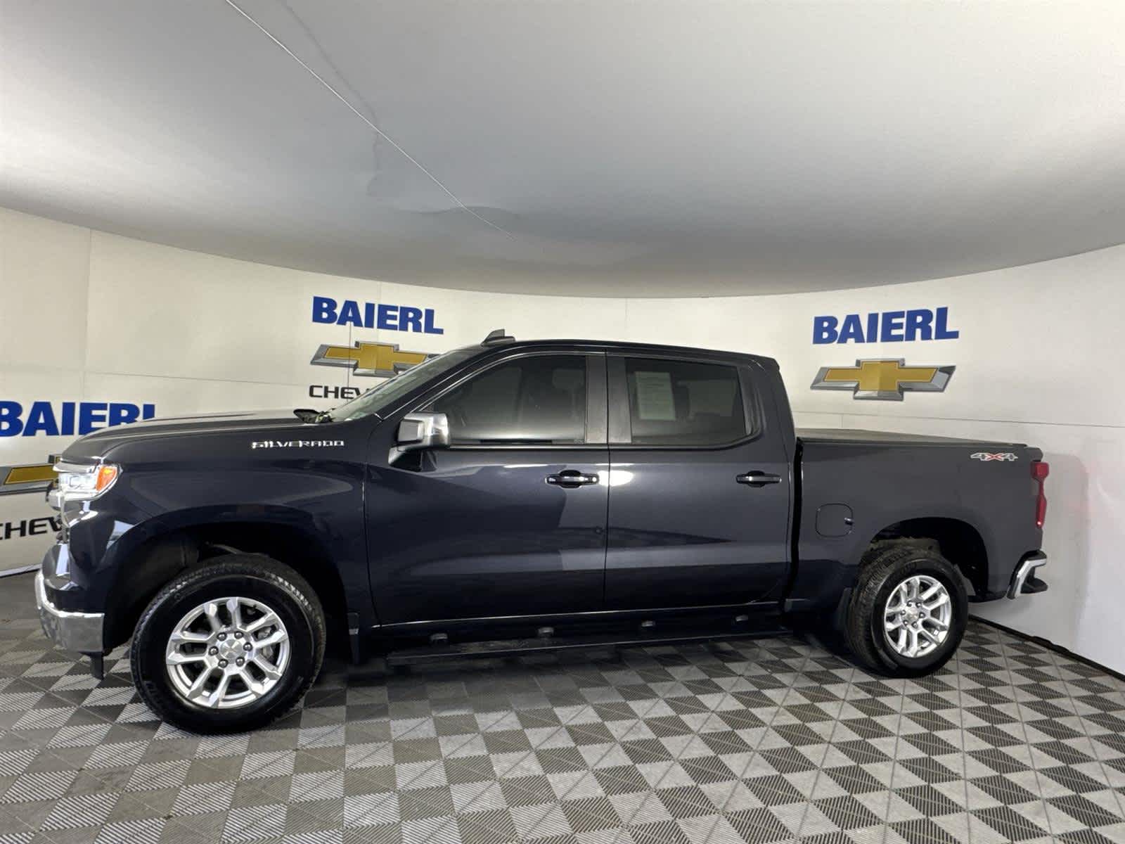 Thumbnail: 2022 Chevrolet Silverado 1500 - 2