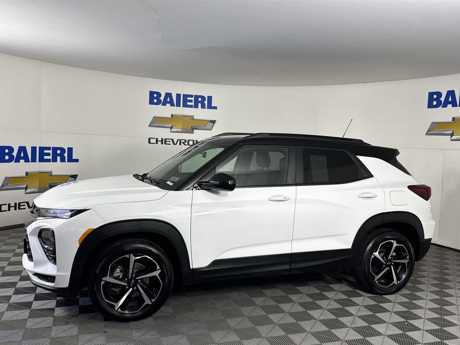 Thumbnail: 2023 Chevrolet TrailBlazer - 2