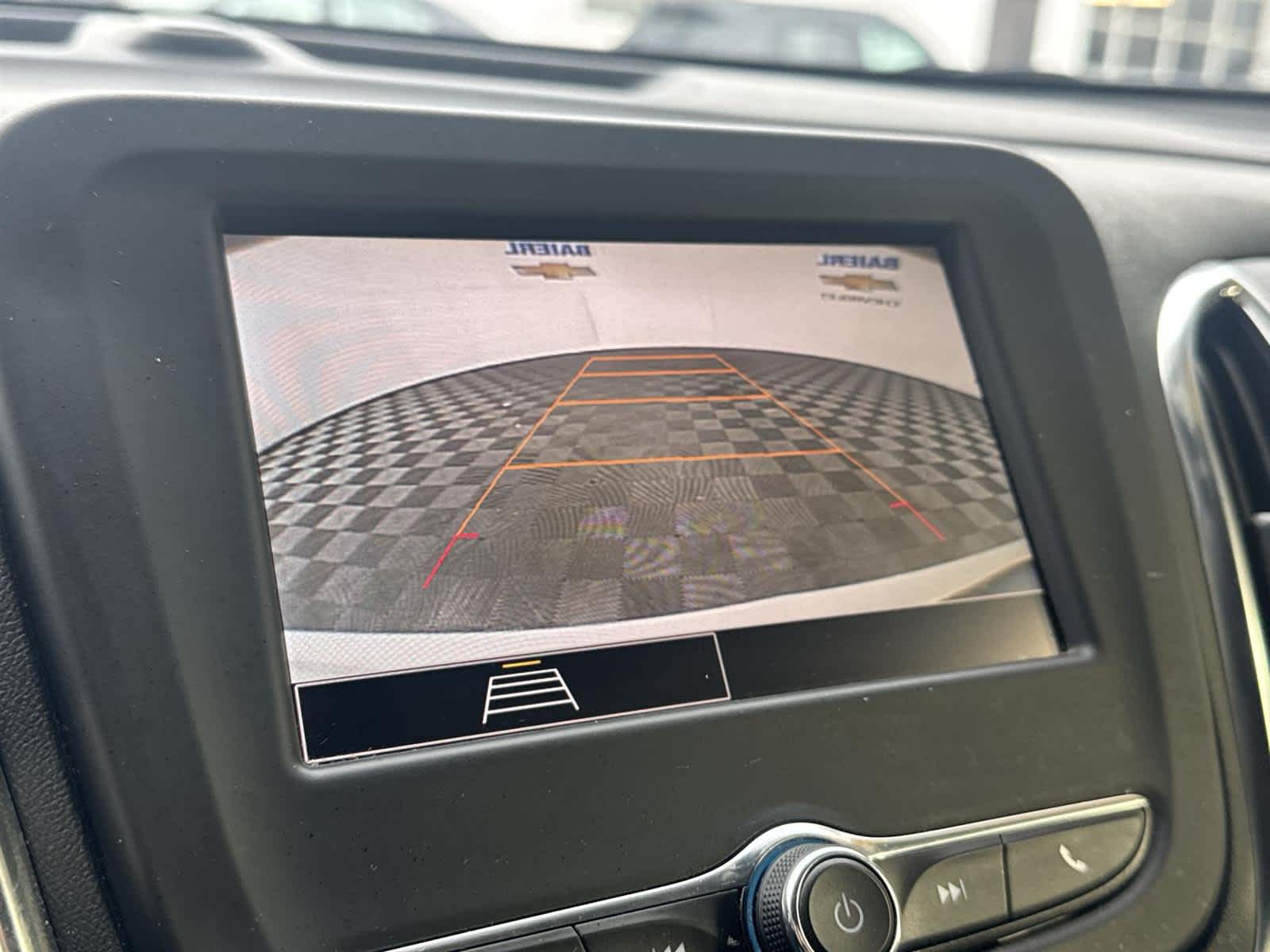 Thumbnail: 2022 Chevrolet Equinox - 17