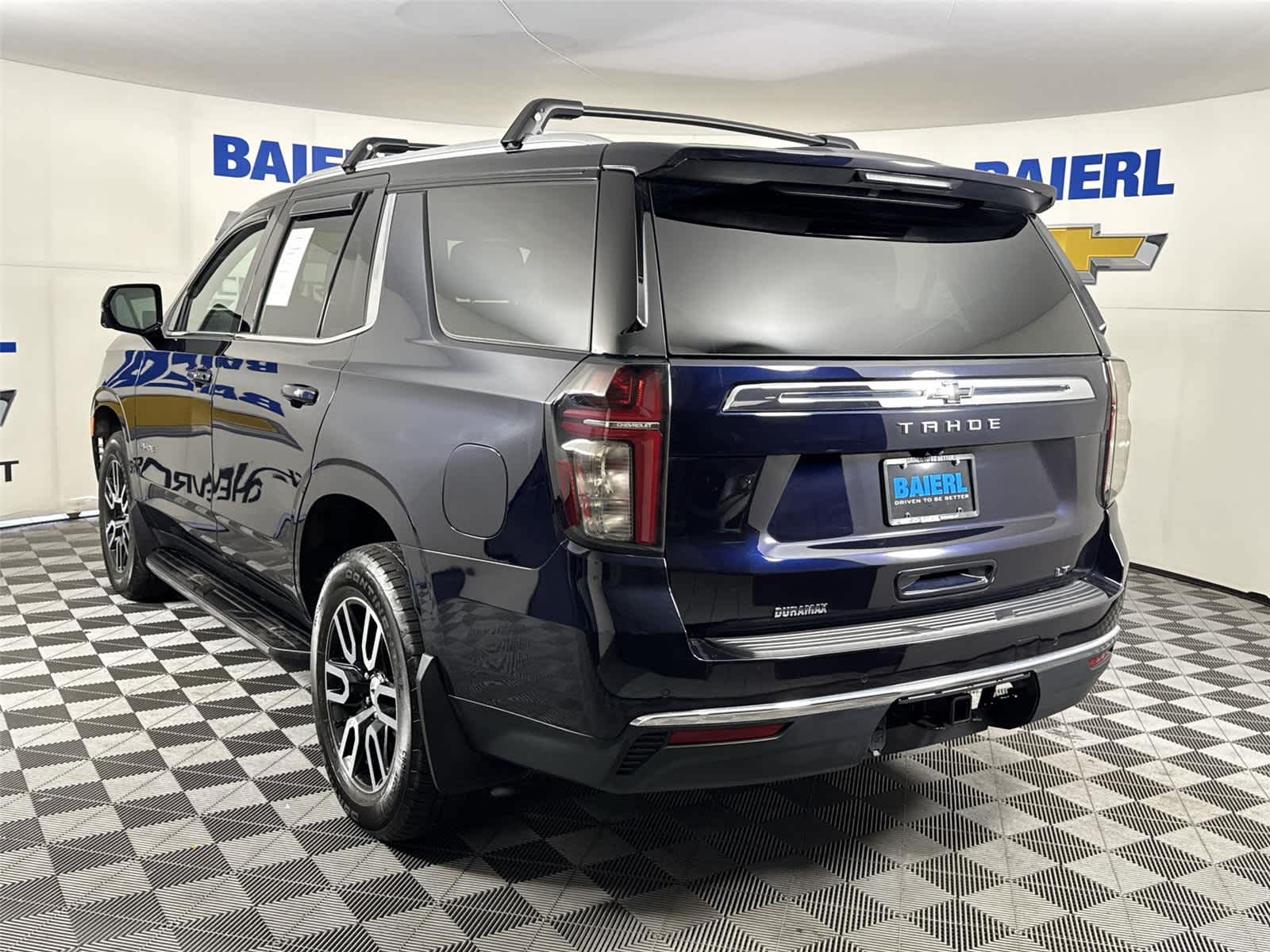 Thumbnail: 2023 Chevrolet Tahoe - 3