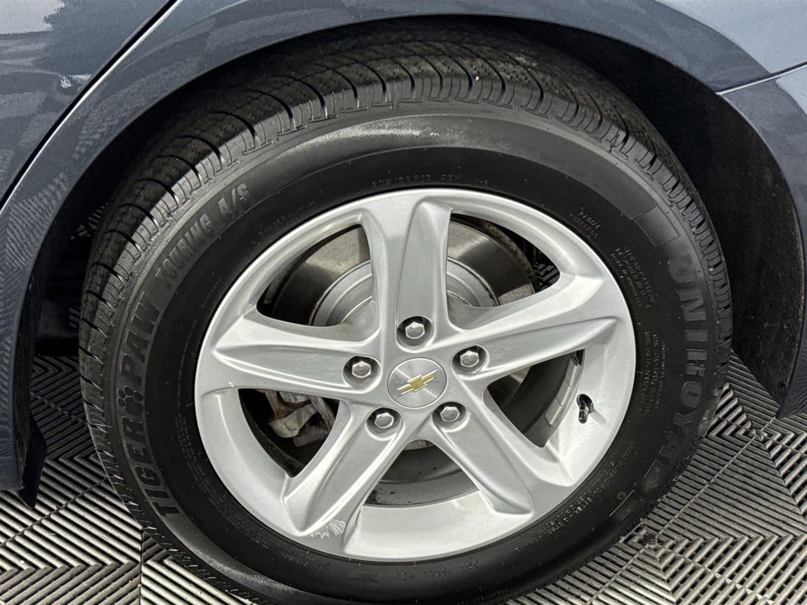 Thumbnail: 2020 Chevrolet Malibu - 11