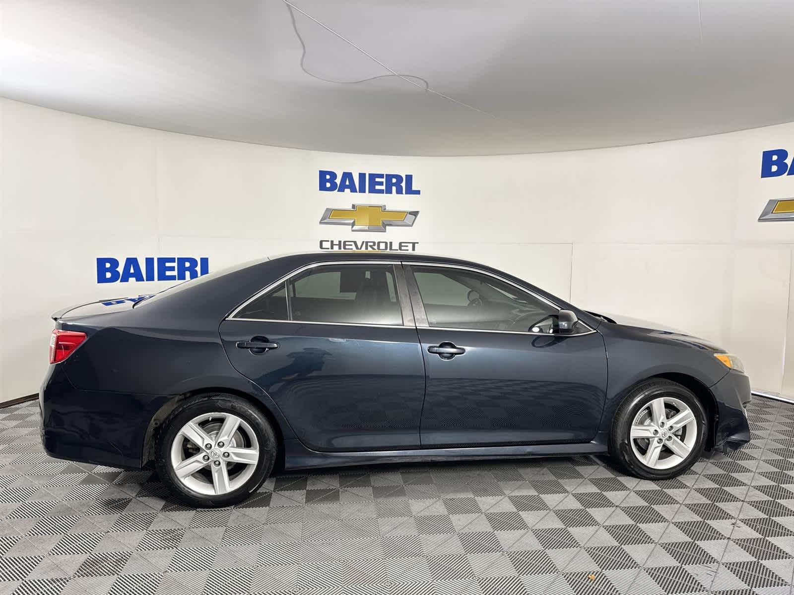Thumbnail: 2014 Toyota Camry - 6