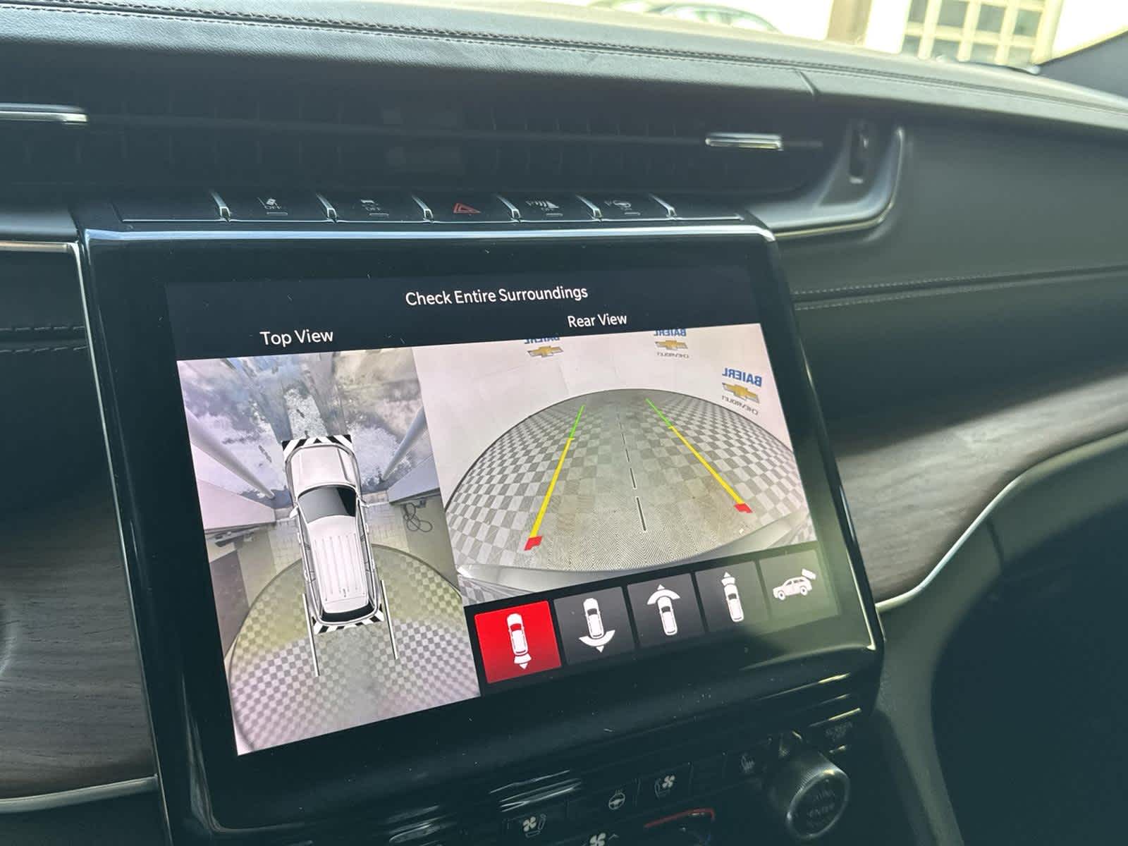 Thumbnail: 2022 Jeep Grand Cherokee - 18