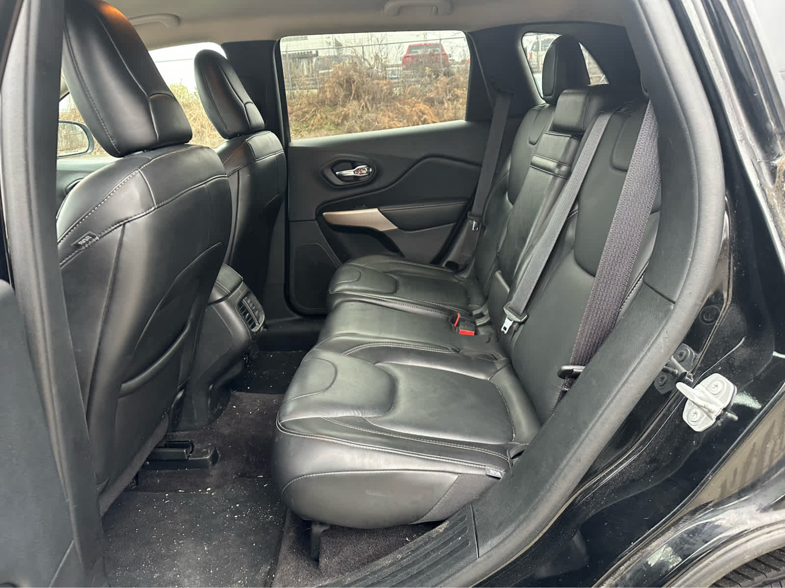 Thumbnail: 2018 Jeep Cherokee - 20