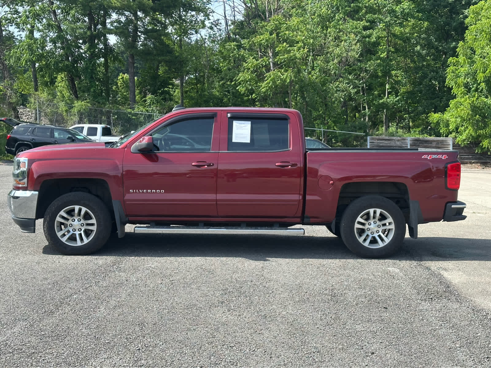 Thumbnail: 2017 Chevrolet Silverado 1500 - 4