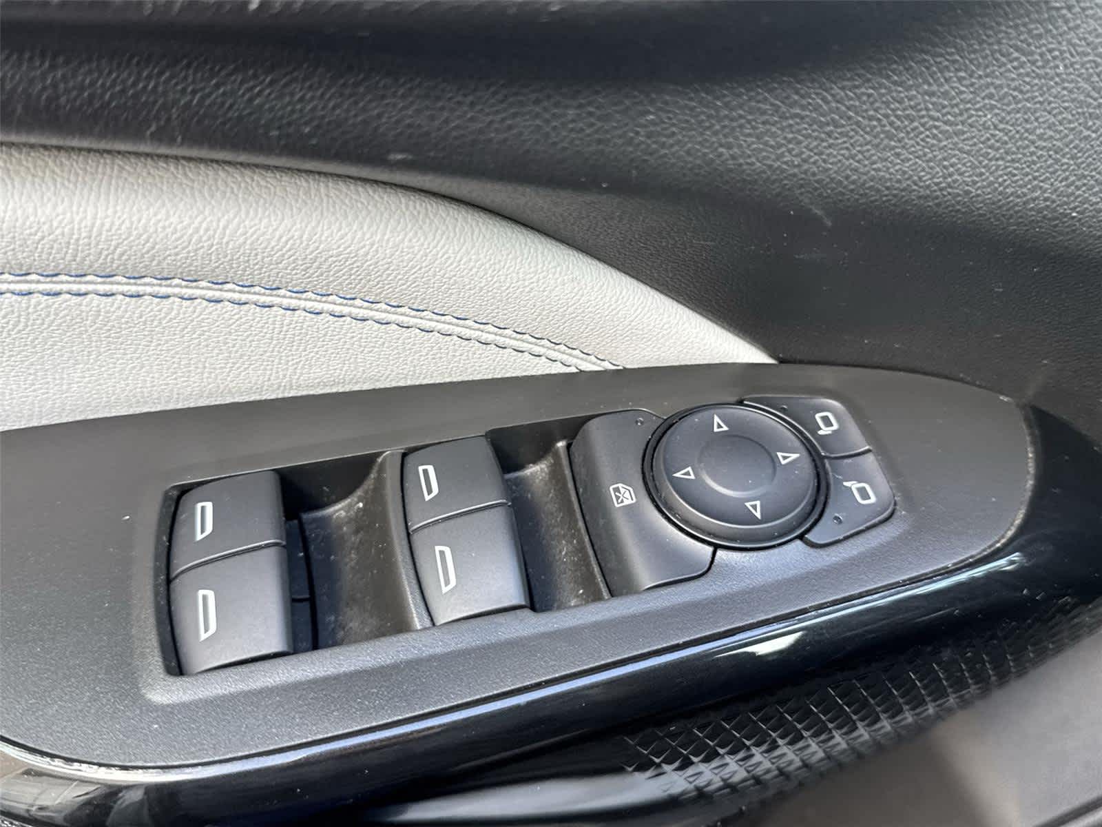 Thumbnail: 2024 Chevrolet Trax - 23