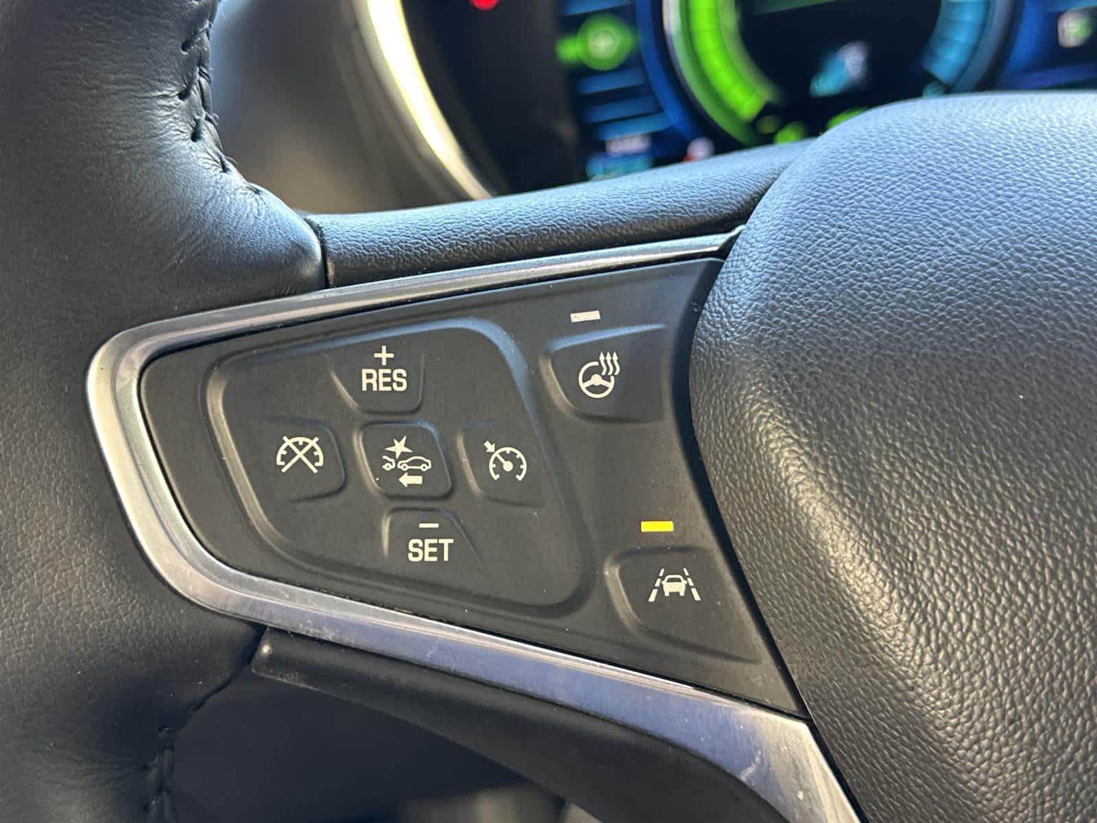 Thumbnail: 2018 Chevrolet Volt - 23