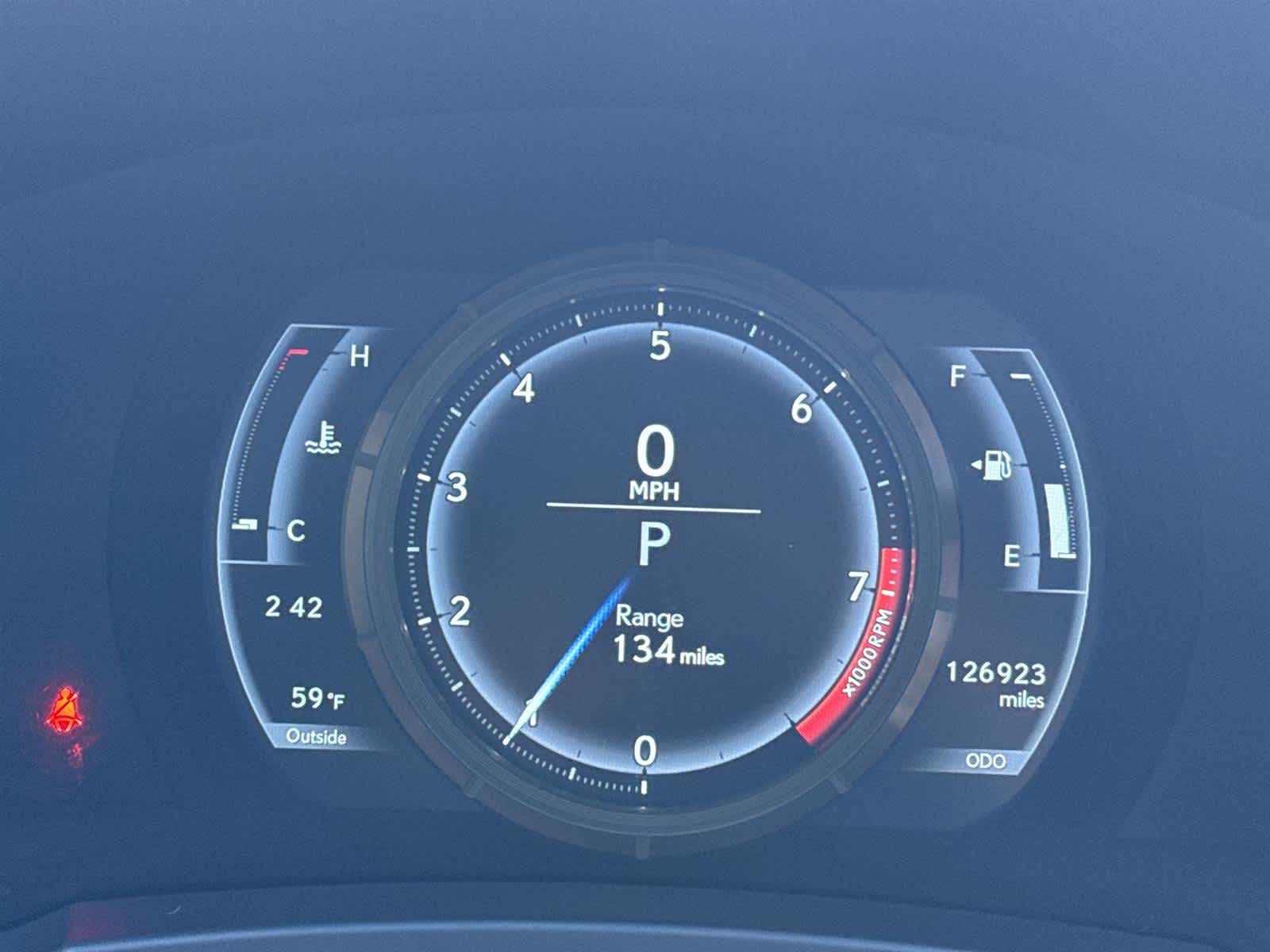 Thumbnail: 2018 Lexus IS - 30