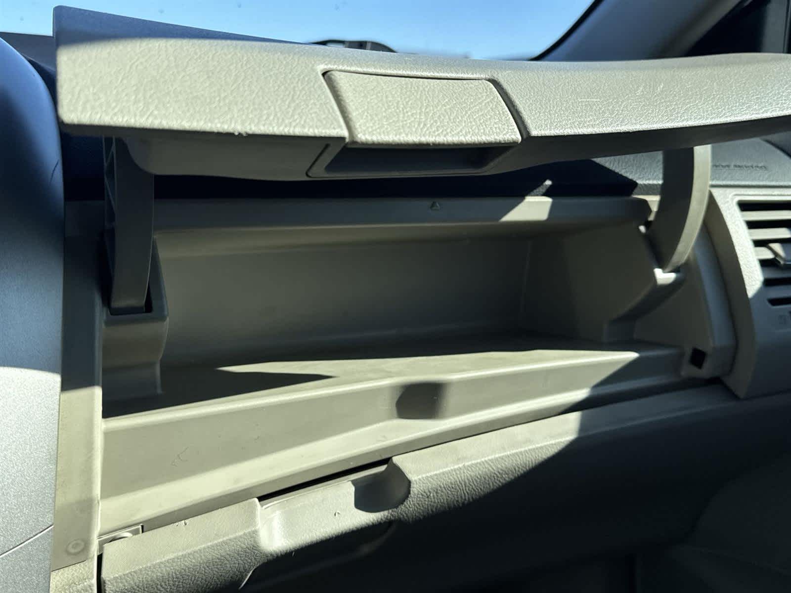 Thumbnail: 2011 Toyota Corolla - 29