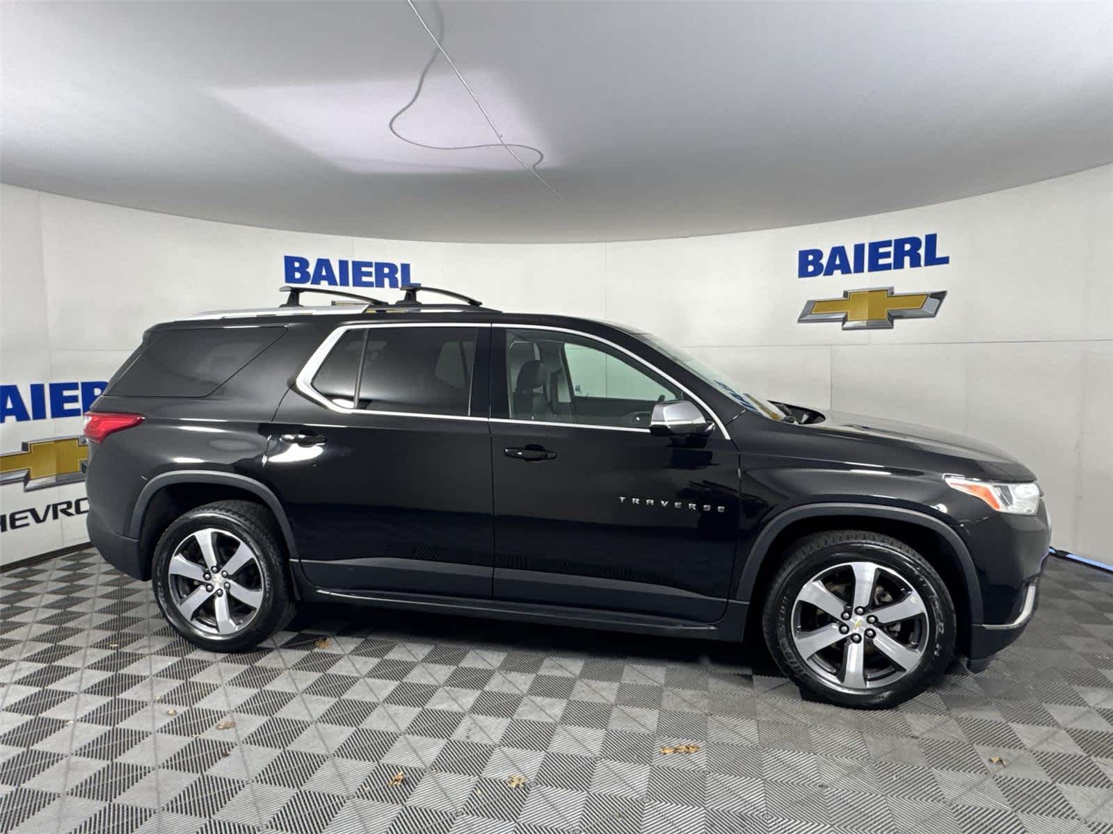 Thumbnail: 2018 Chevrolet Traverse - 6