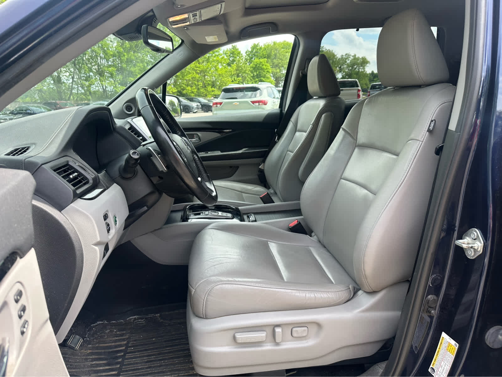 Thumbnail: 2018 Honda Pilot - 11