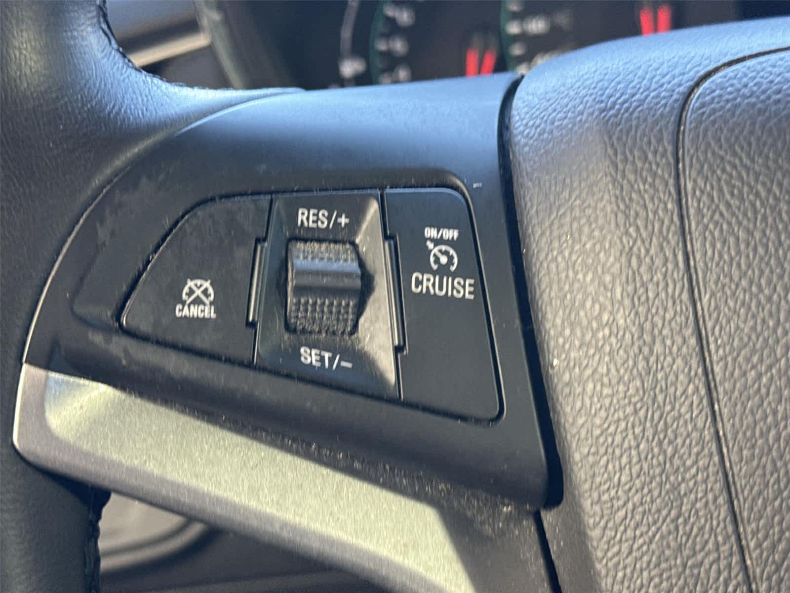 Thumbnail: 2022 Chevrolet Trax - 23