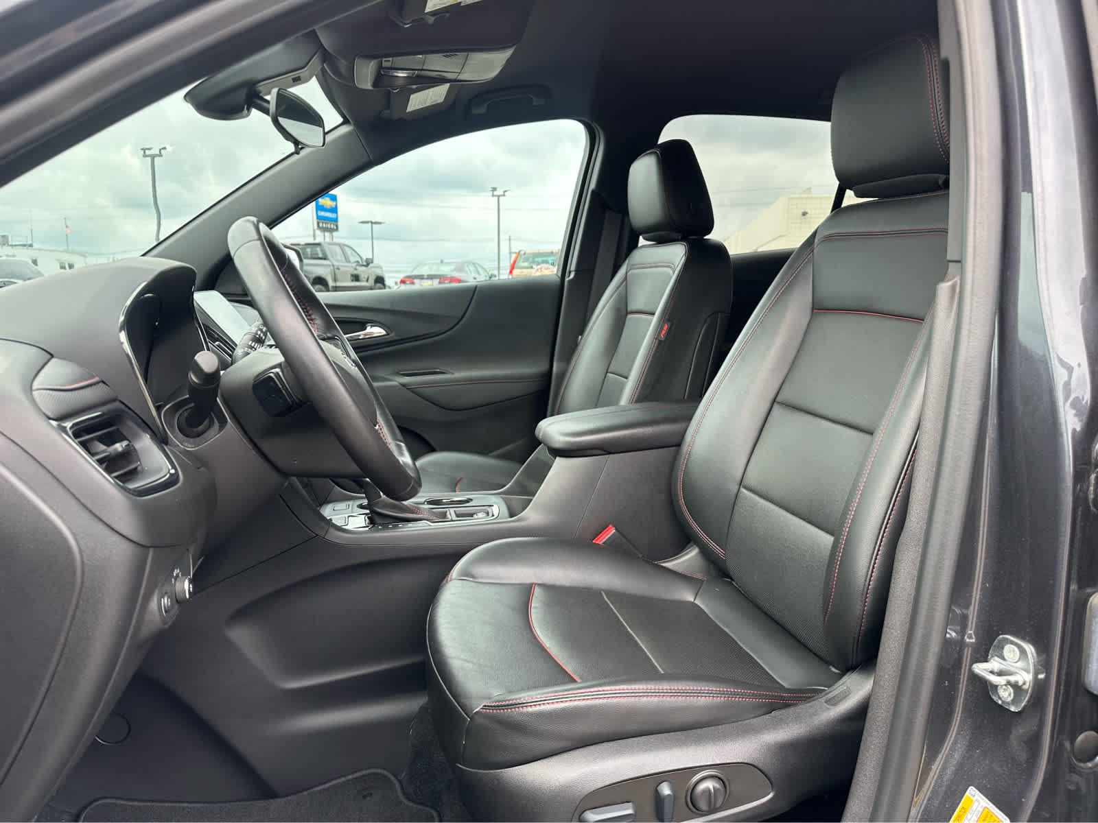 Thumbnail: 2022 Chevrolet Equinox - 9