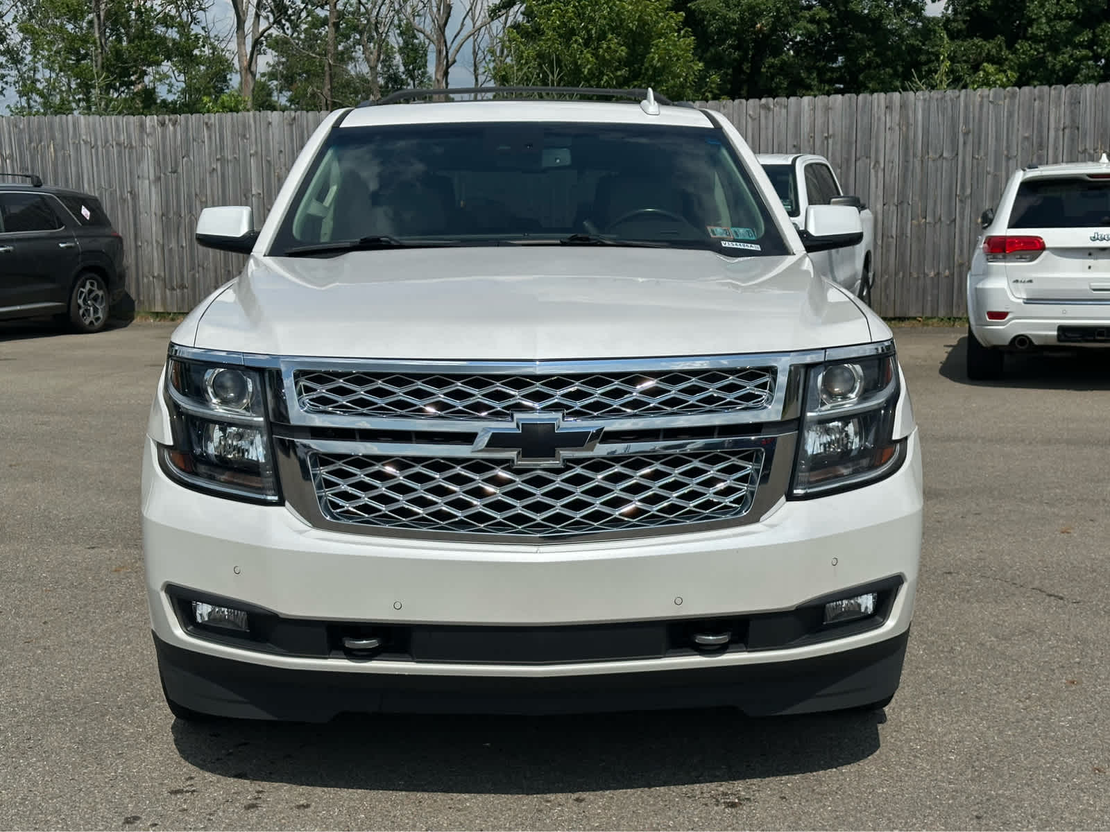 Thumbnail: 2019 Chevrolet Tahoe - 2