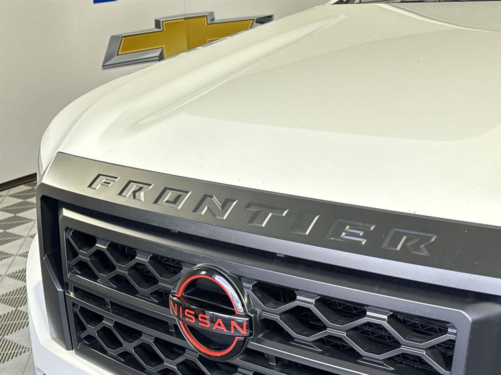 Thumbnail: 2024 Nissan Frontier - 10